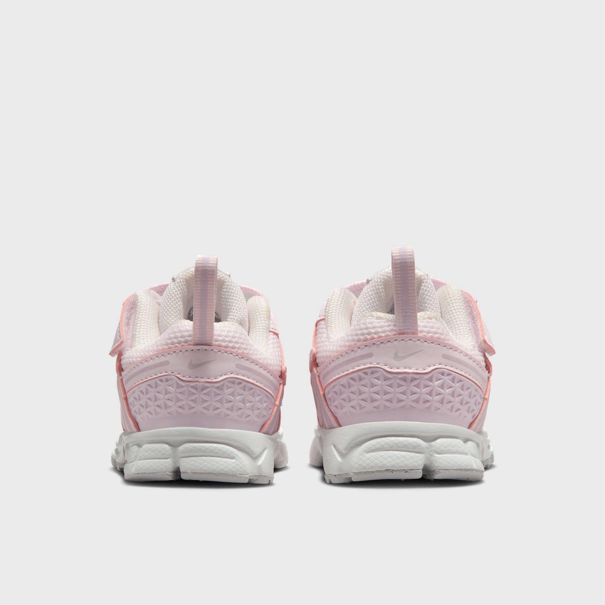 Nike Vomero 5  TD Pearl Pink / Vast Grey - Bleached Lilac Flexible form Plain Jog