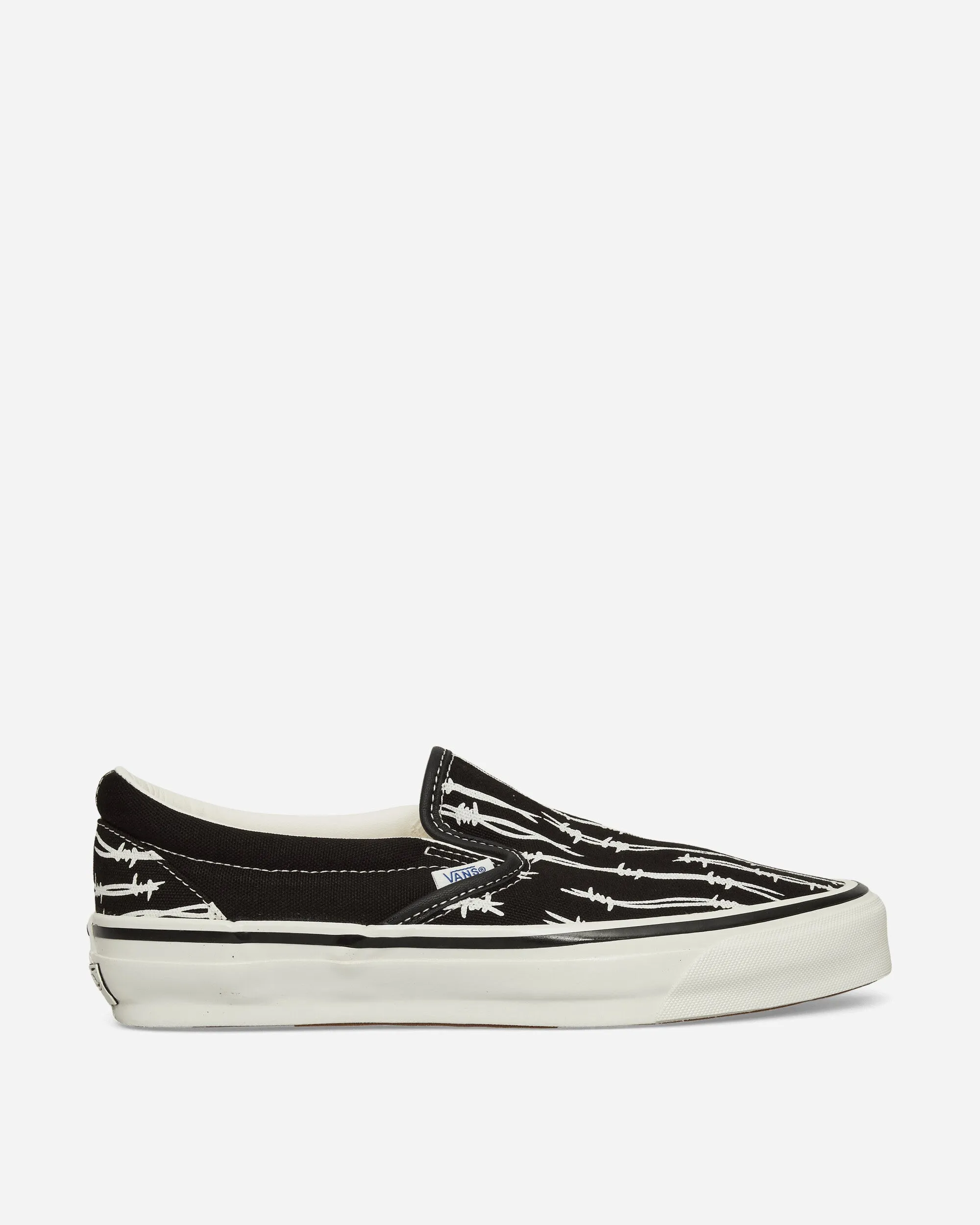 Lace Lock Classic Slip-On Reissue 98 Sneakers Black / Barbed Wire