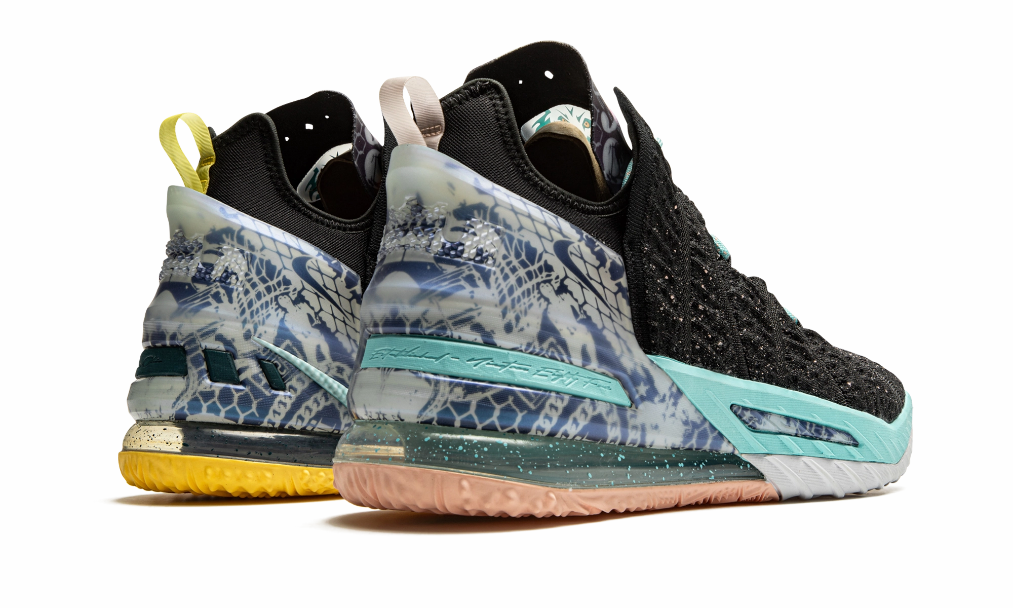 Comfortable insoles Lebron 18 "Reflections"