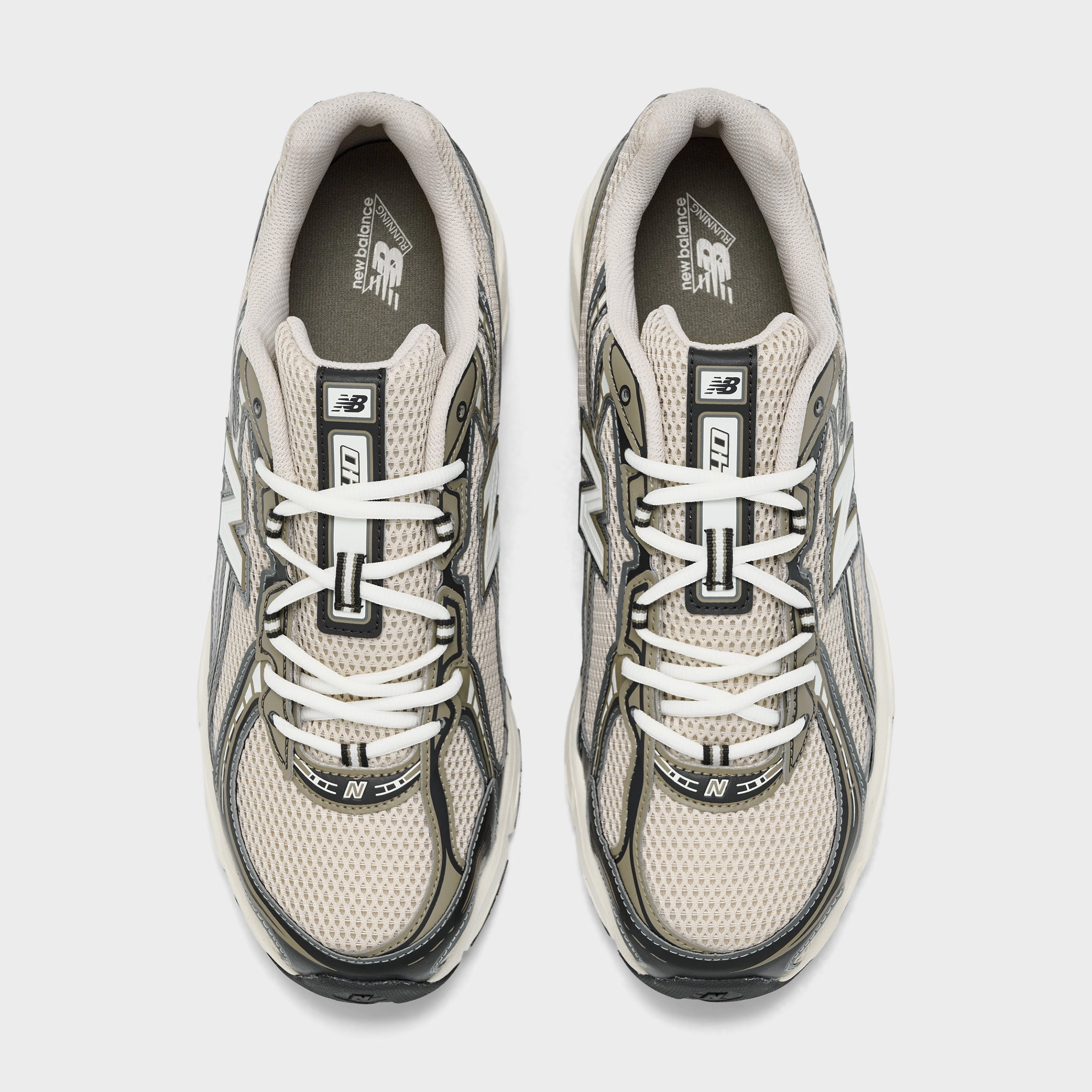 hiking - like running shoes QuickDryFabric New Balance 740 Timberwolf / Dockside