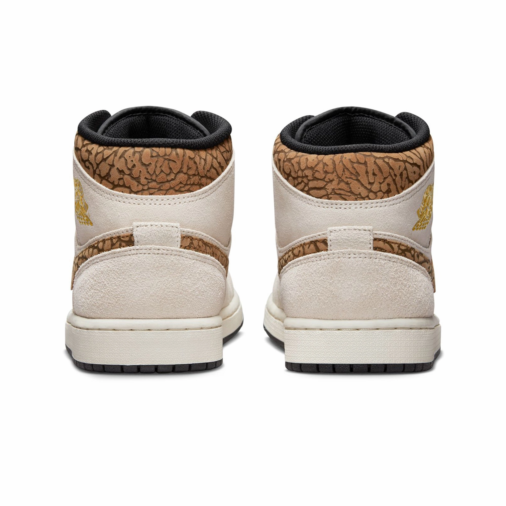 Air Jordan 1 Mid SE DZ4129-102 Comfort Canvas Sneaker Cleaning Kit