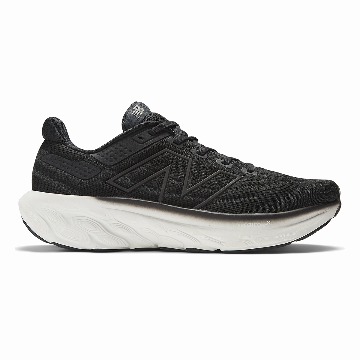 running in a ice field area shoes New Balance 1080 V13