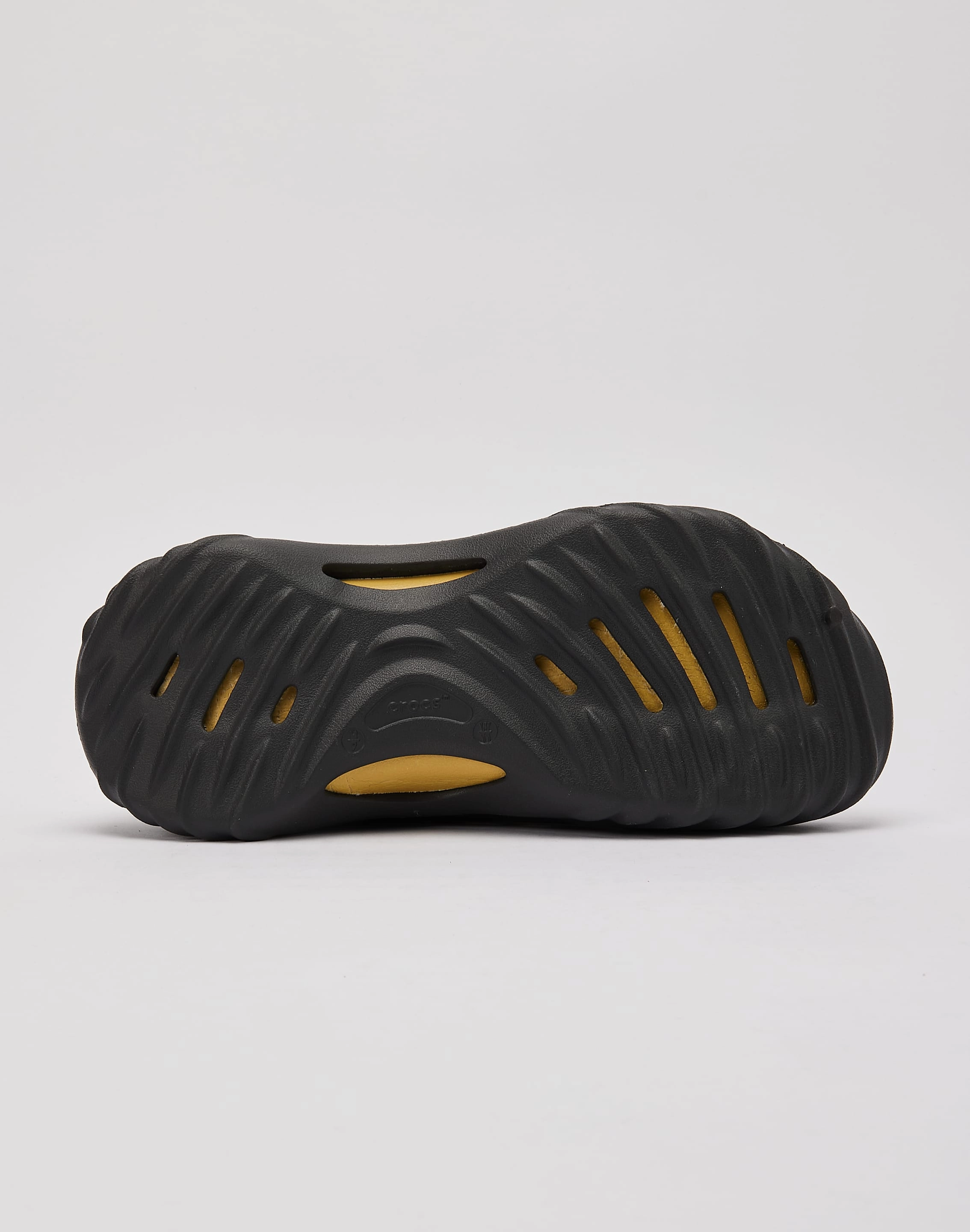 Zero Fuss Smart Trend Crocs Echo Wave