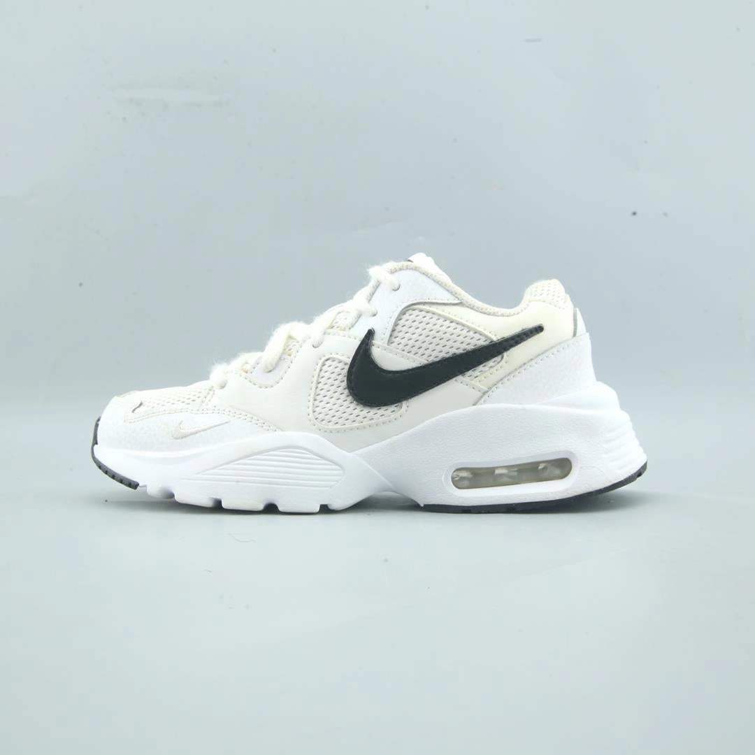 NIKE  AIR MAX FUSION shock - absorbing foam shoes