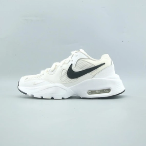 NIKE  AIR MAX FUSION shock - absorbing foam shoes