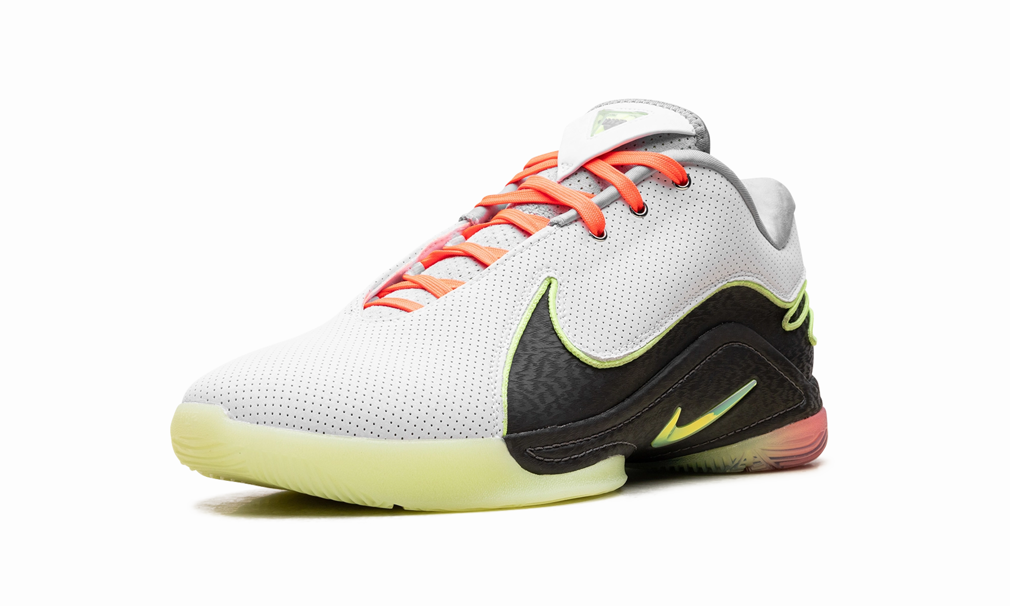 LeBron 22 "Crown Jewel" Responsive Cushioning System