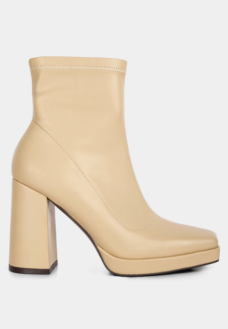 tintin square toe ankle heeled boots Urban Feel natural materials