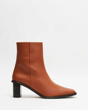 Grippy Outsole Weather Resistant User Weekend Trek Torina Boots In Brandy