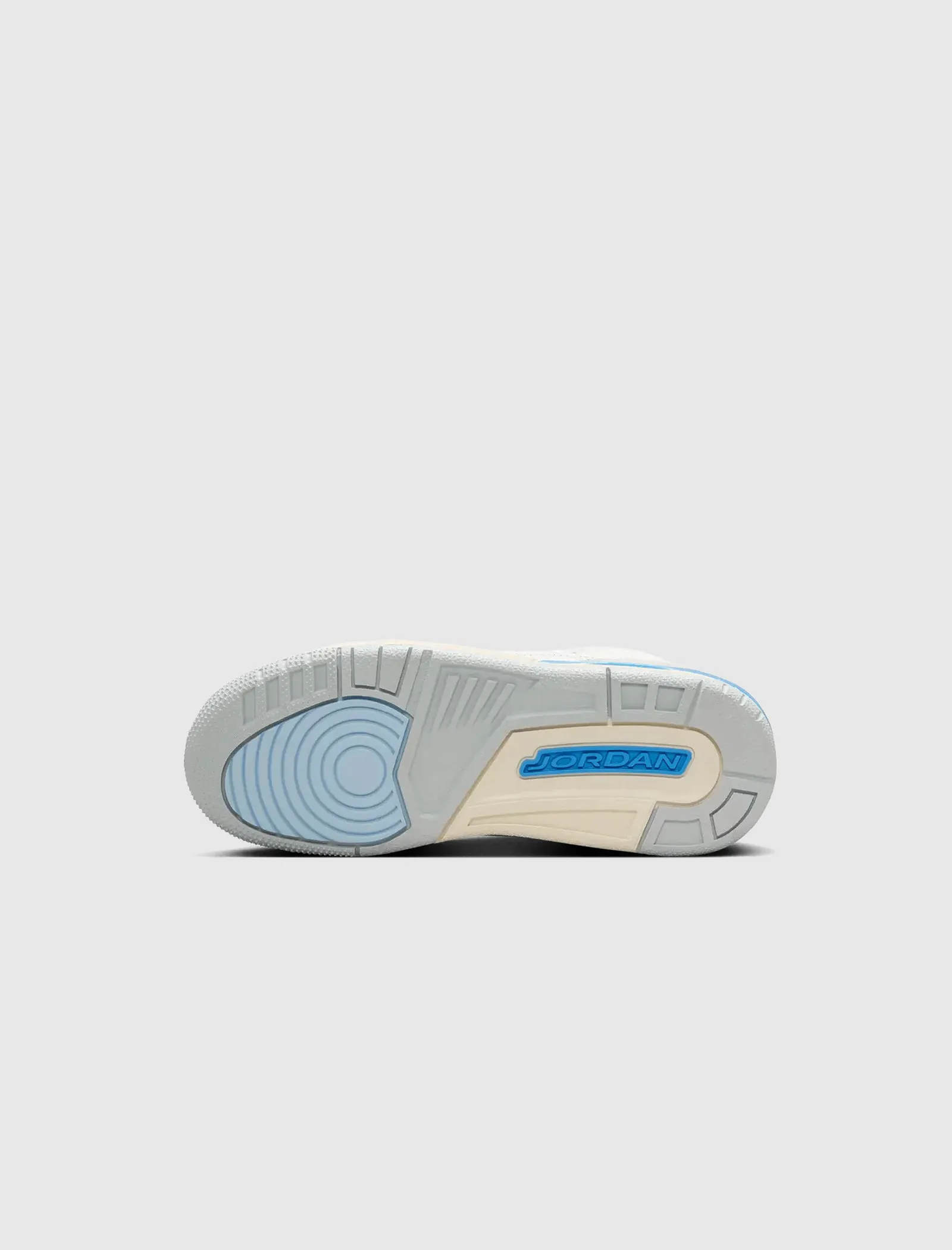 Light Core AIR JORDAN 3 RETRO "LUCKY SHORTS" GS