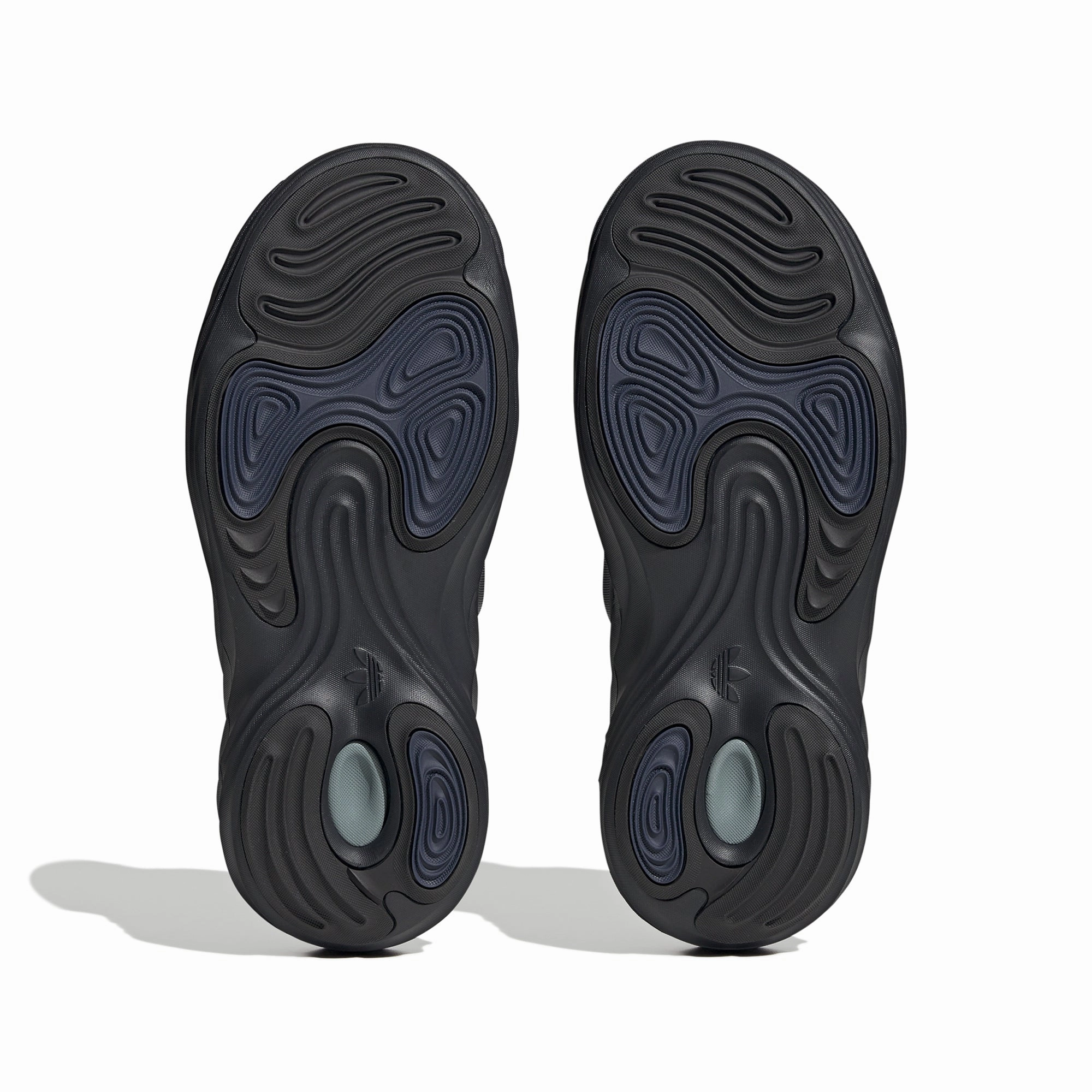 Adifom Q Shoes HQ4324 Moisture wicking
