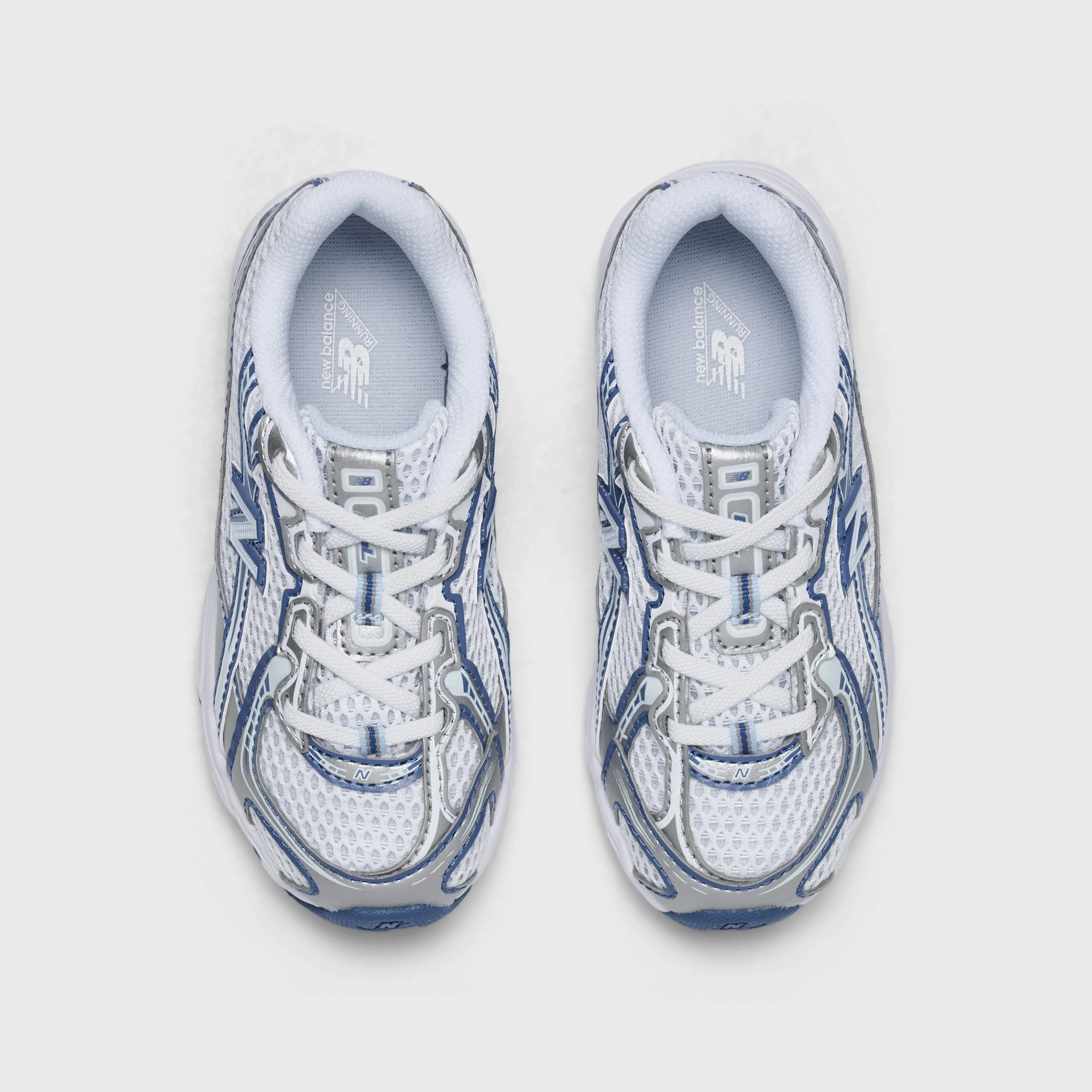 Lightweight Performance Cool Weather New Balance Infants' 740 White / Blue