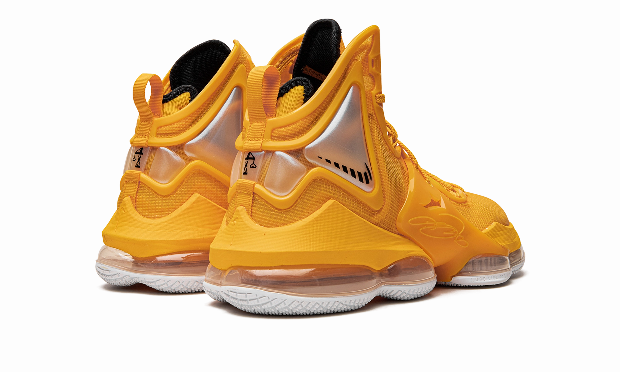 Canvas Upper Multi Court Play LeBron 19 "Hard Hat"