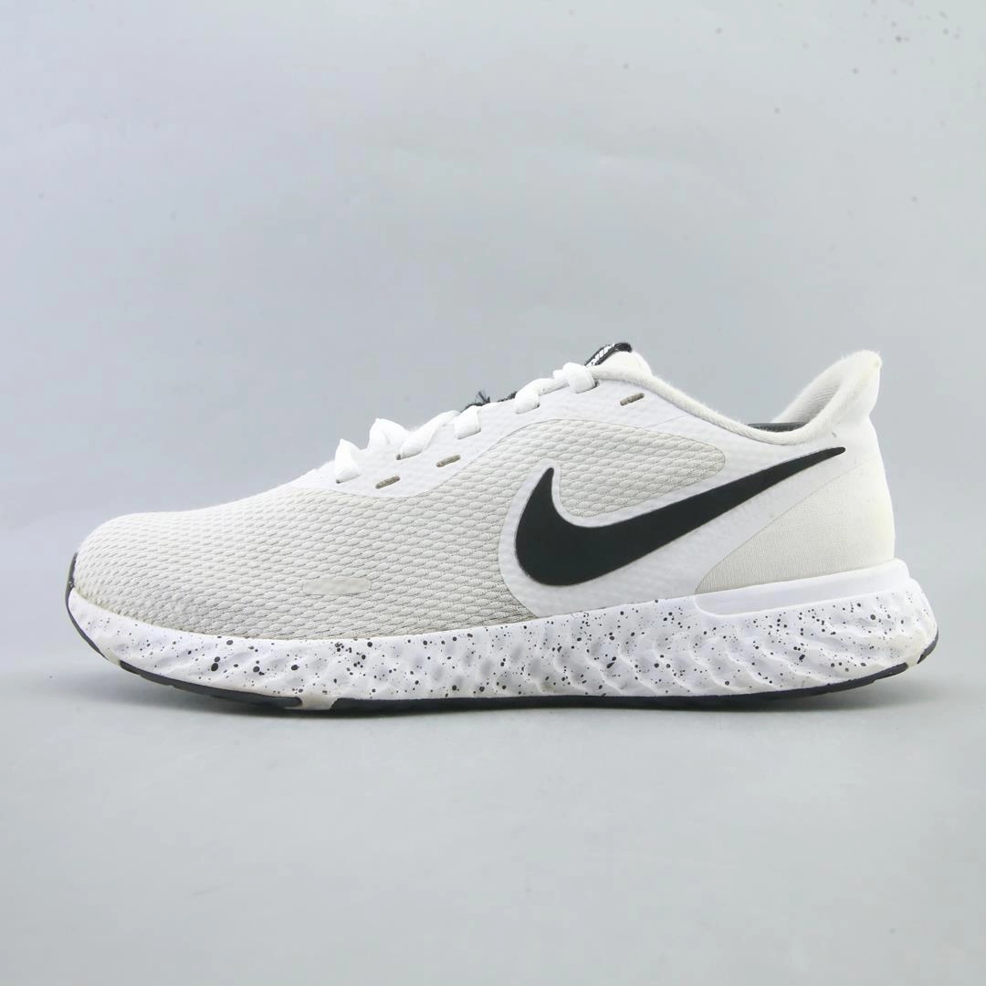 NIKE REVOLUTION 5 daily wear sports shoes