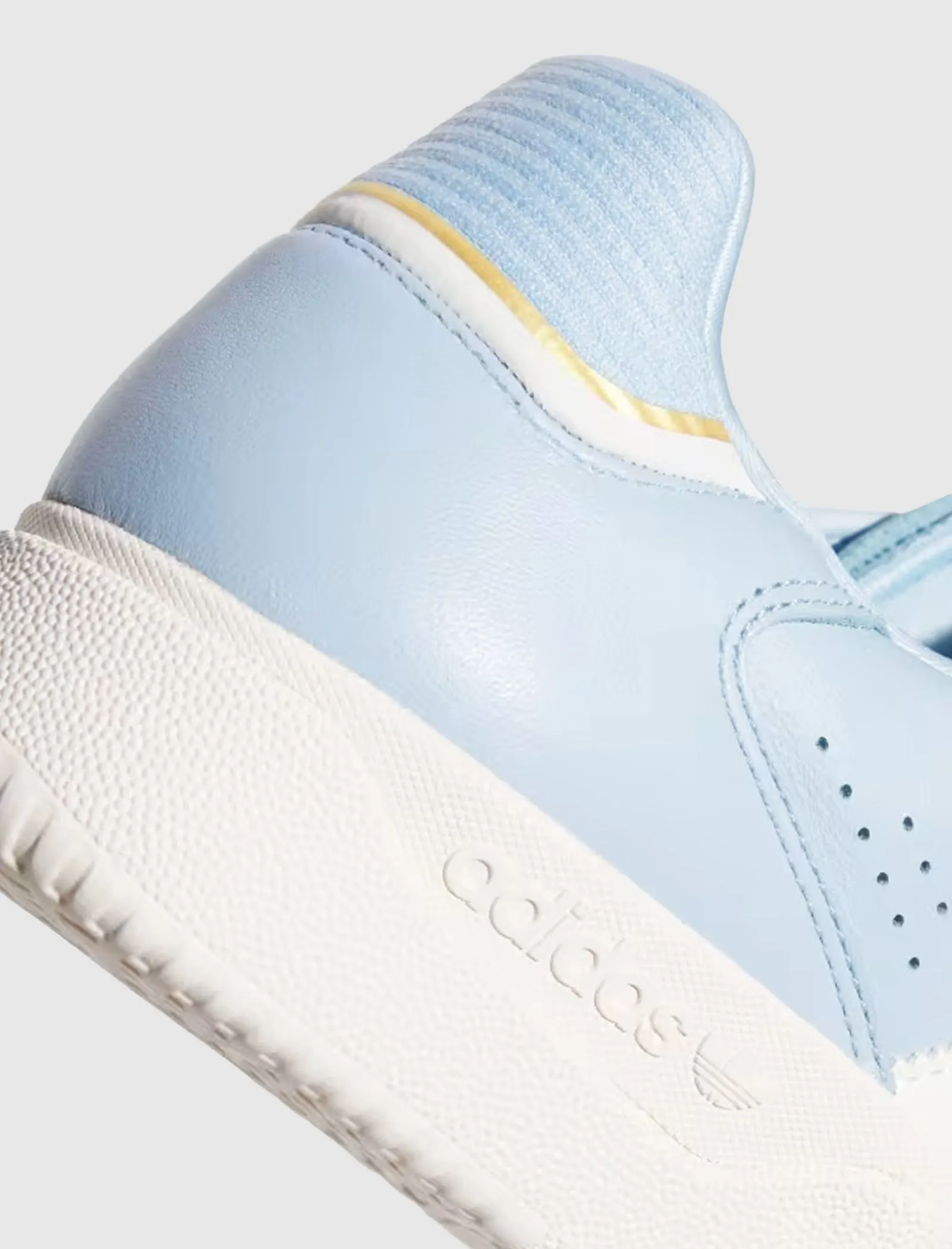 Core Flex TYSHAWN LOW "LIGHT BLUE/ CLOUD WHITE"