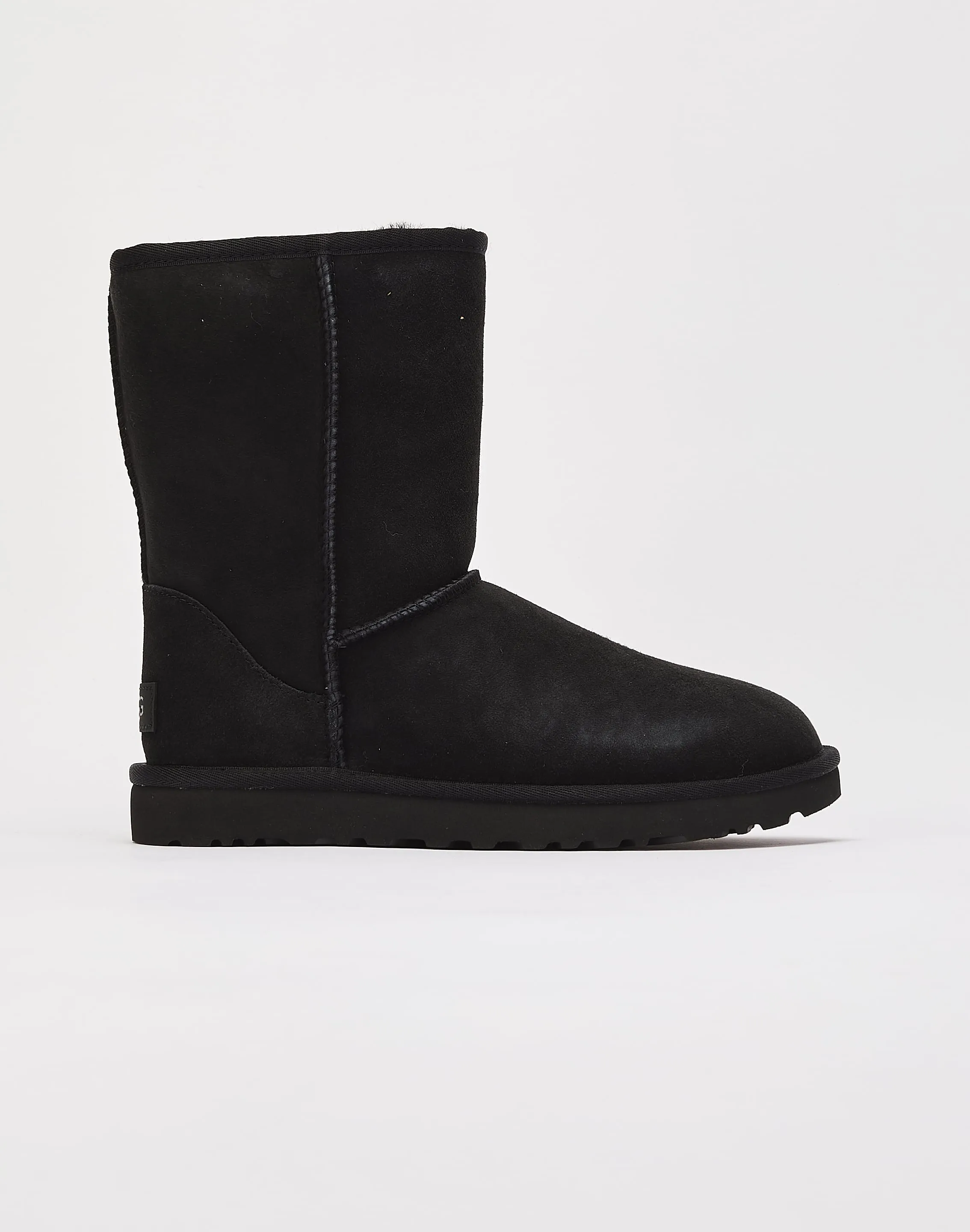 UGG Classic Short II Boots Lace Up Style Padded Interior Night Travel