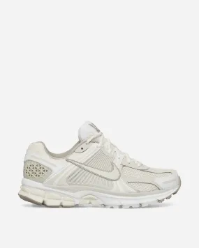 Women's Zoom Vomero 5 Sneakers White / Phantom Versatile Fit Abrasion Resistant Panels
