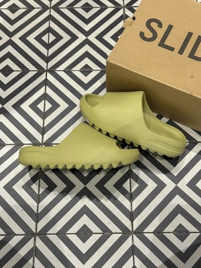 Yeezy Slide Resin (Taille 39) Comfort Strapping Good Value