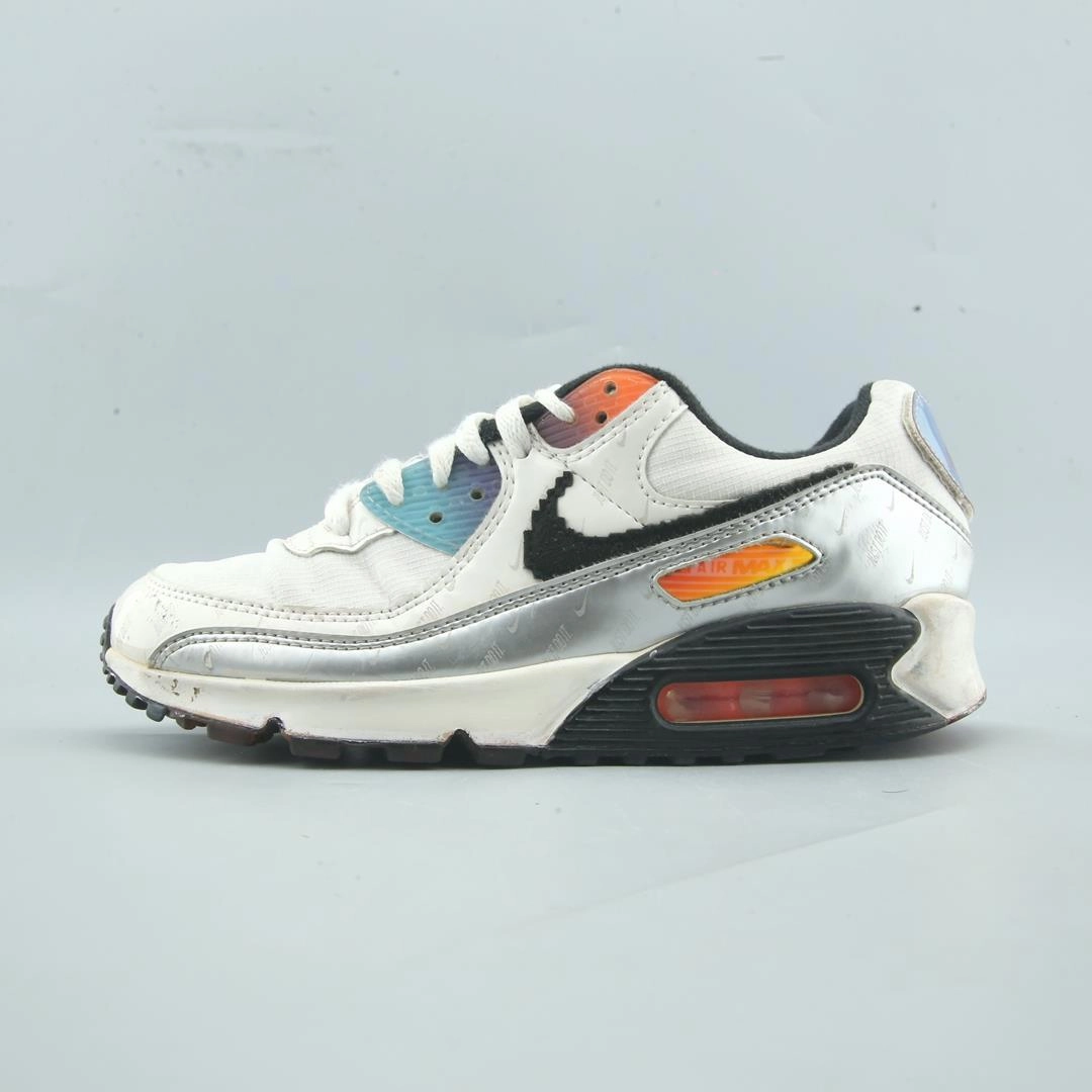 Energy Return Midsole Ultra Precision NIKE AIR MAX 90