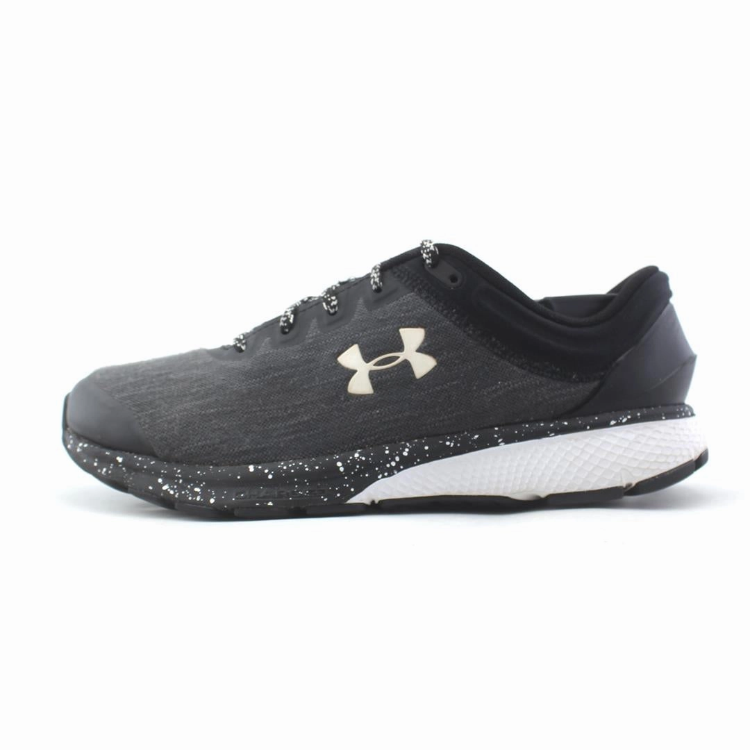 UNDER ARMOUR CHARGED ESCAPE 3 modern shoes
