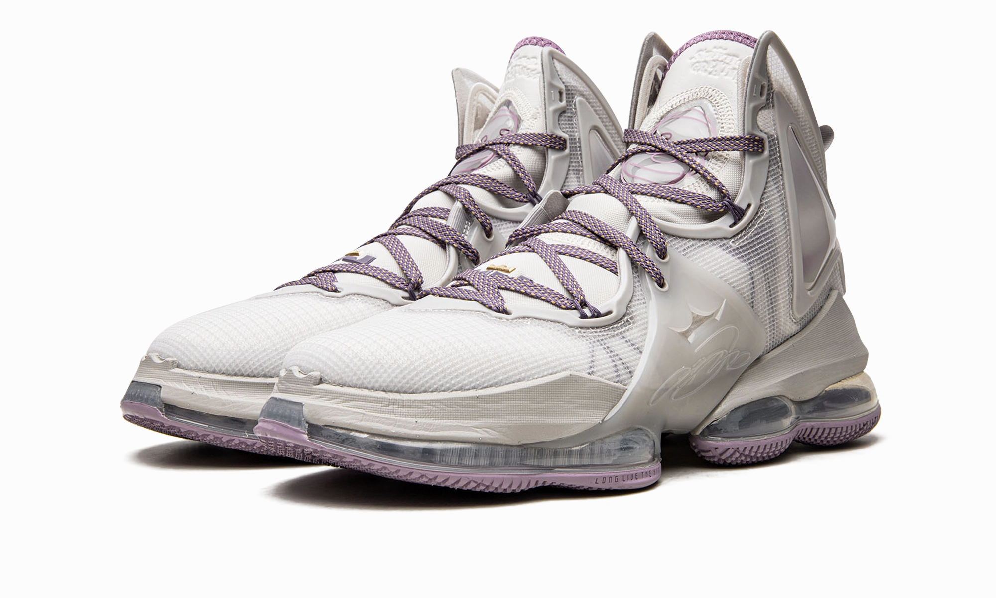 LeBron 19 "Strive for Greatness" Comfortable Movement