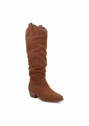Mud Resistant Weekend Wanderer Rugged Built Night Travel Women's Lue Boots In Cognac Suede