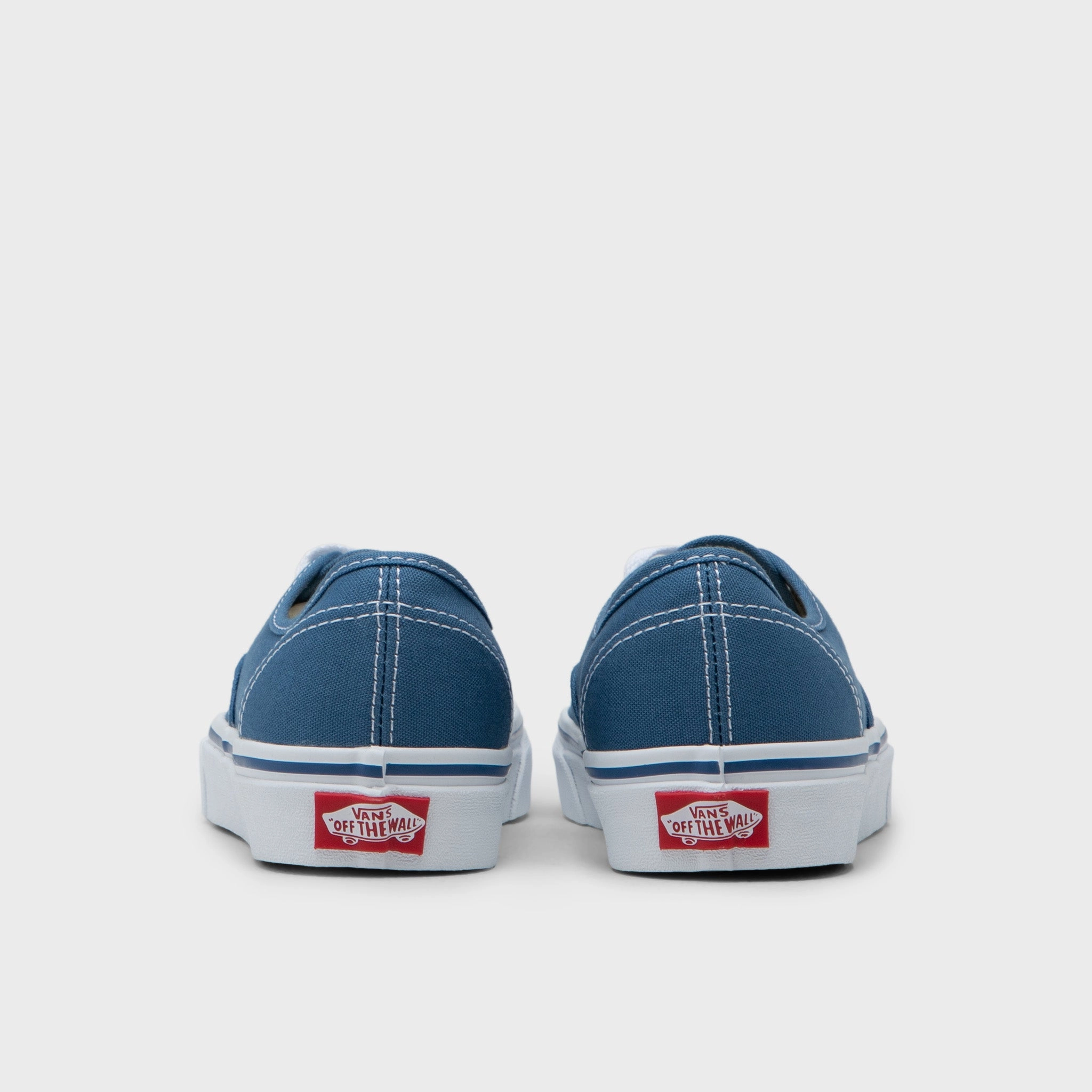 Summer Outfit Club Pace Vans Authentic / Navy