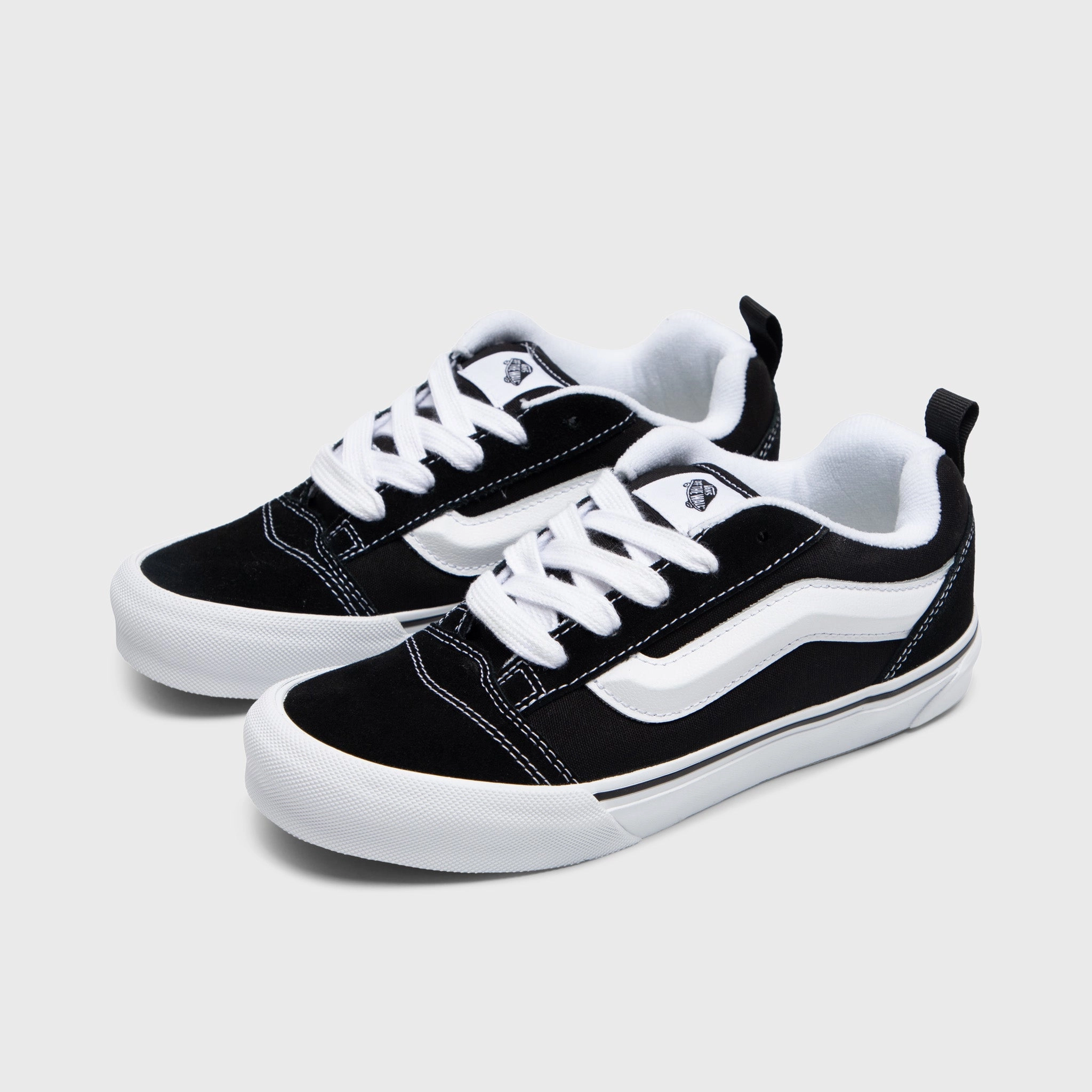 Vans Juniors' Knu Skool Black / True White Current Jog