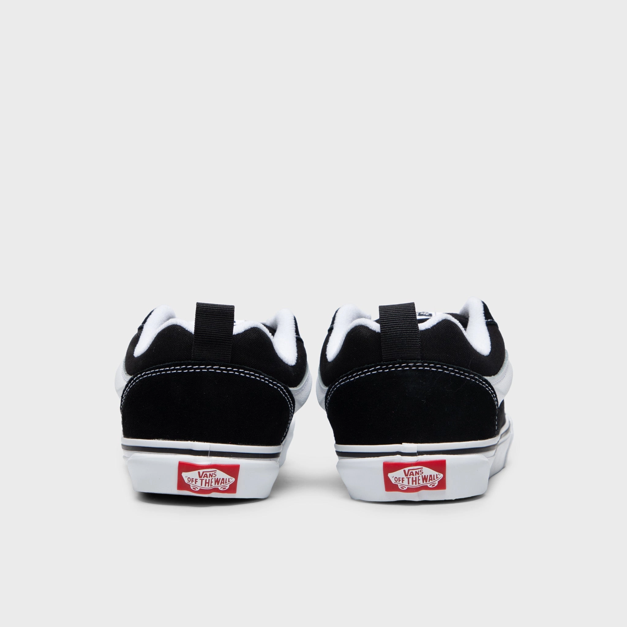 Marathon Walk Roll Step Vans Juniors' Knu Skool Black / True White