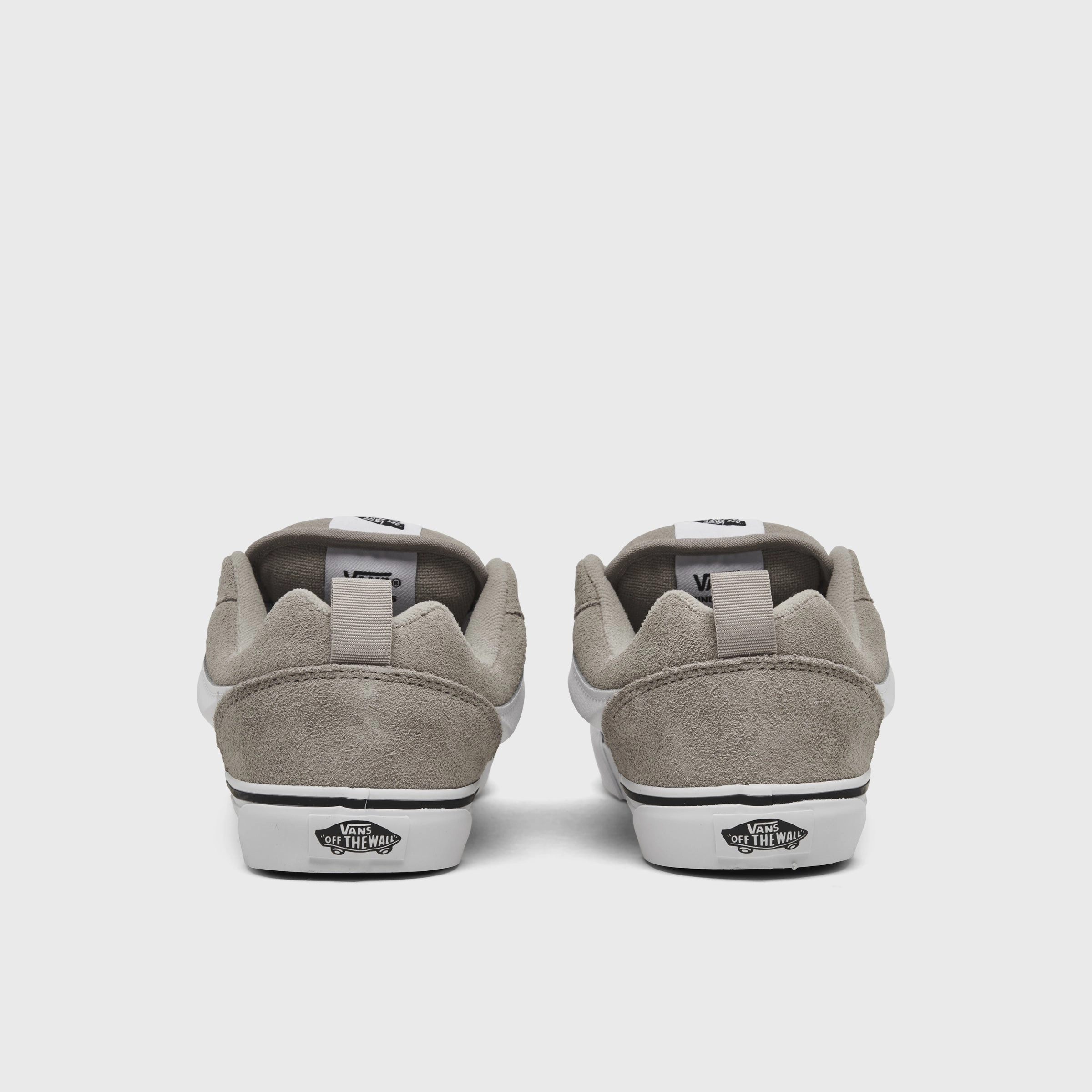Vans Juniors' Knu Skool Grey / White Slim Footprint Throw Step
