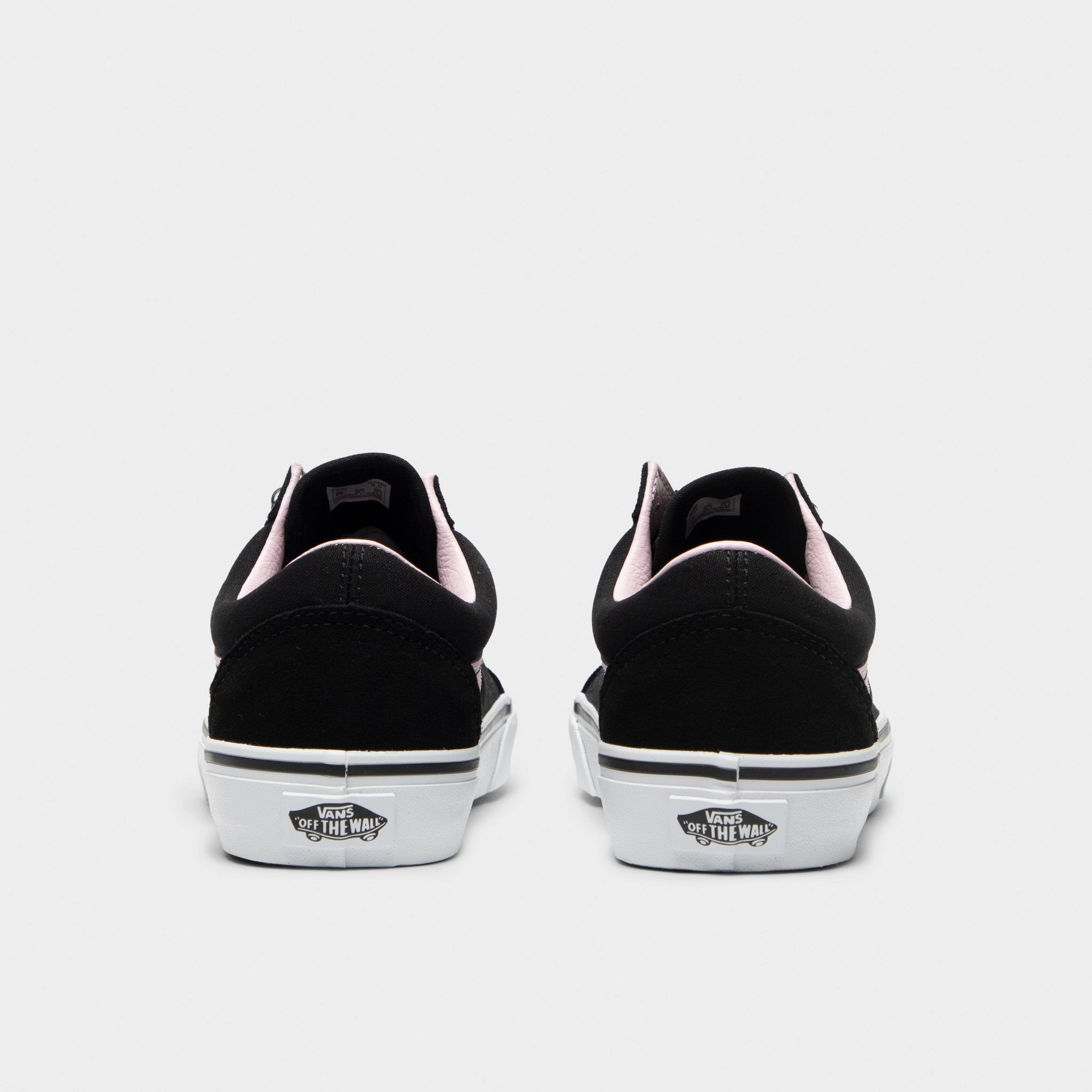 City Wear Flexibility Vans Old Skool Black / White Charms