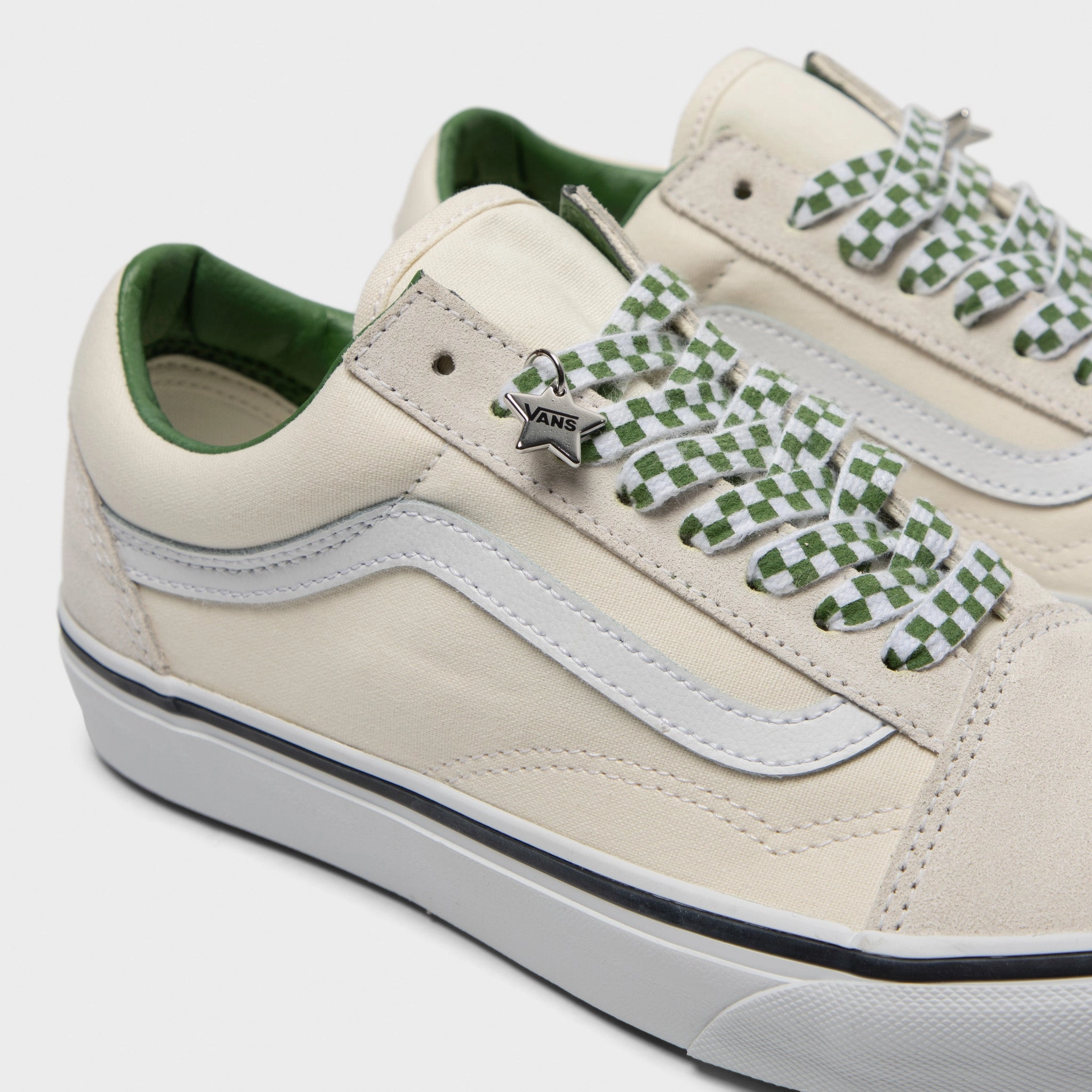 Vans Old Skool Marshmallow / Green Charms Bridge Trek