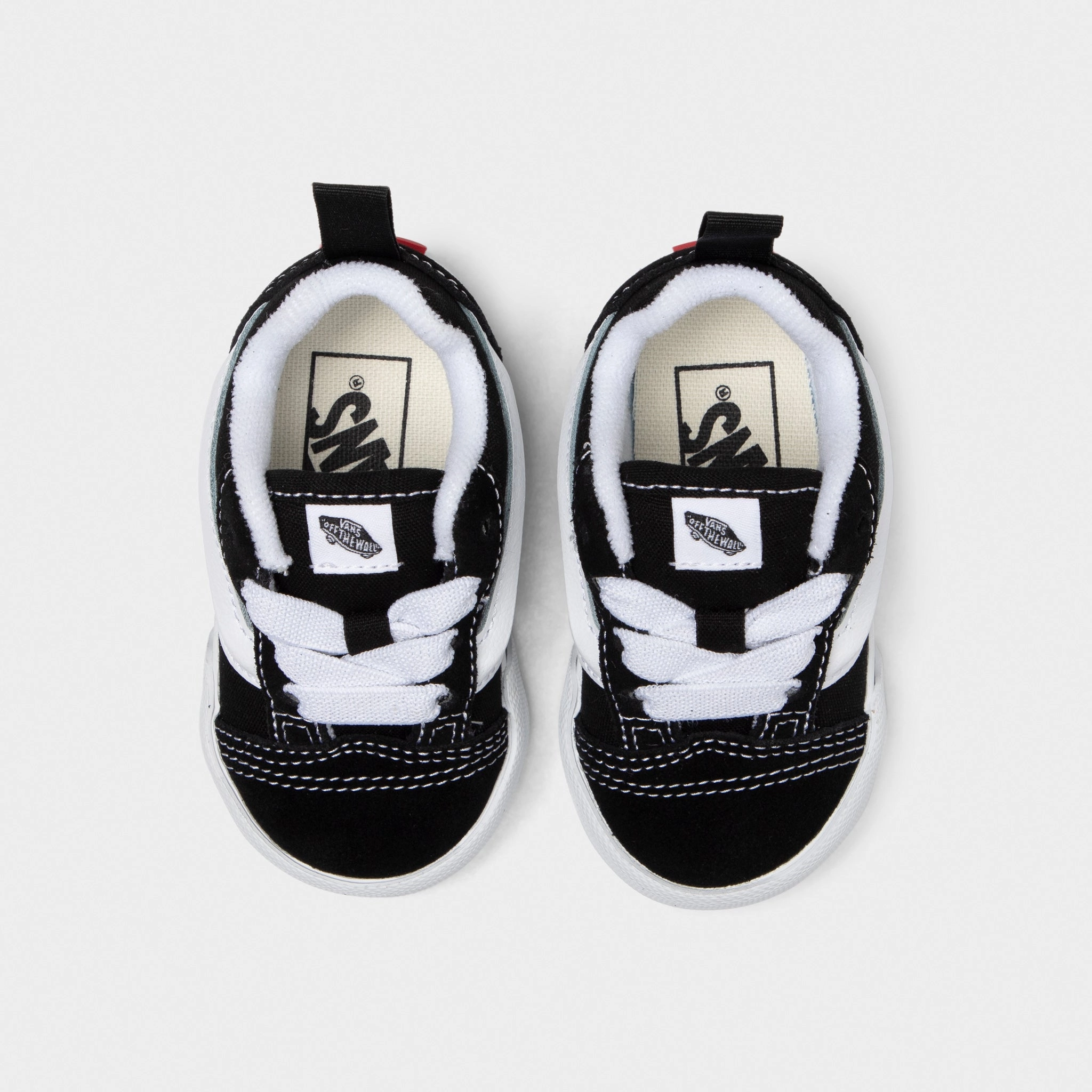 ComfortFit Vans Toddlers' Knu Skool Black / White