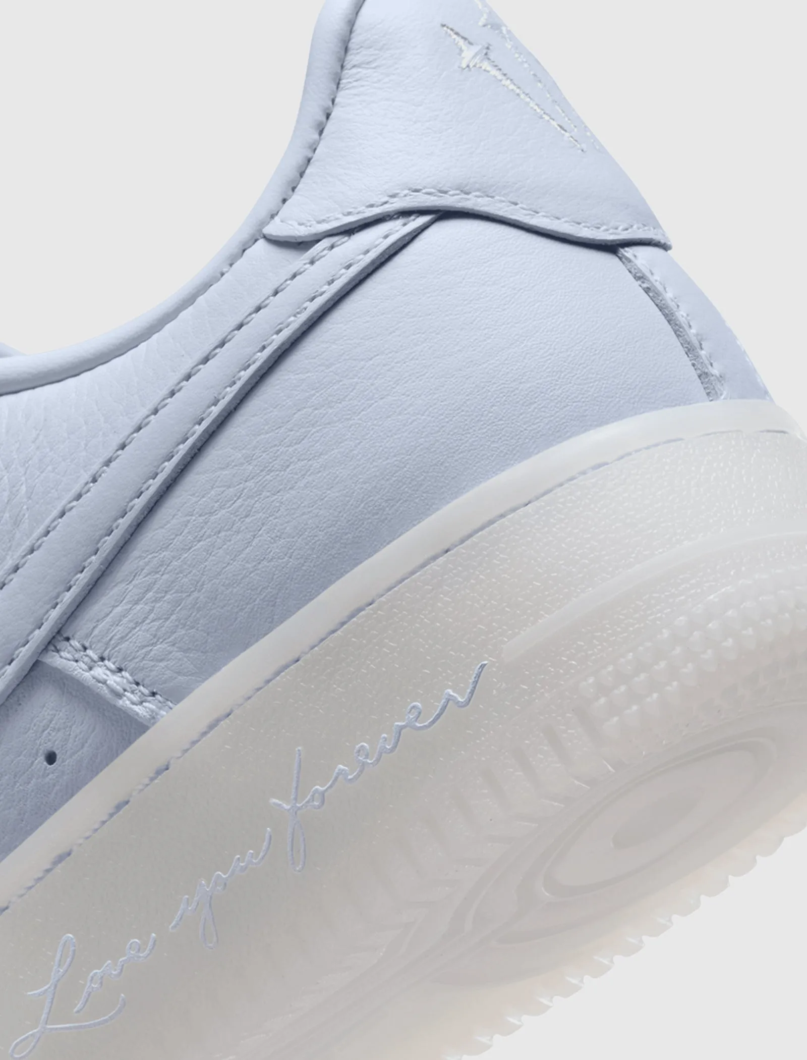 Quick Motion NOCTA AIR FORCE 1 "PALEST PURPLE/ COBALT TINT" GS