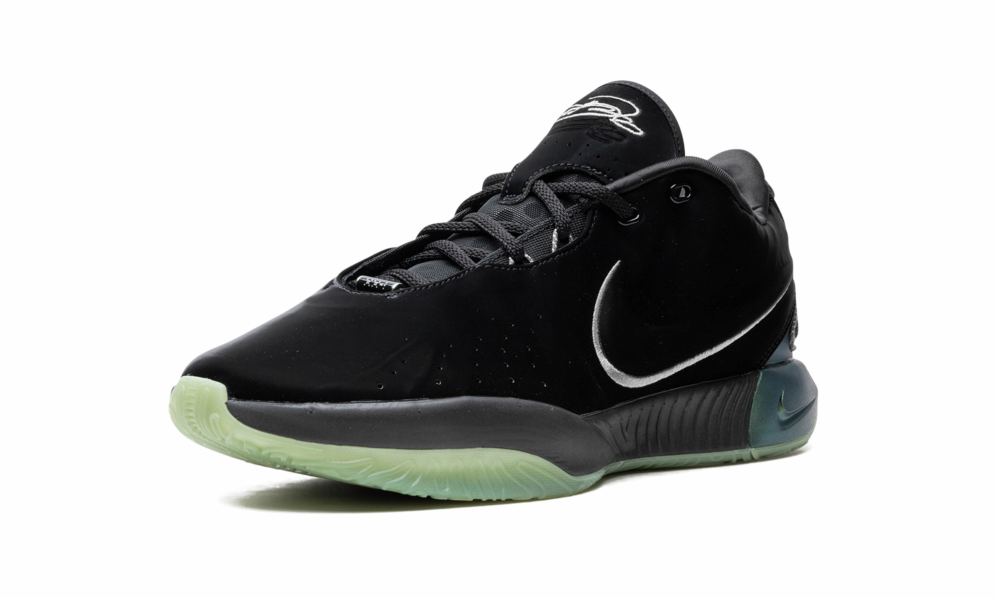 LeBron 21 "Tahitian" Supportive Design