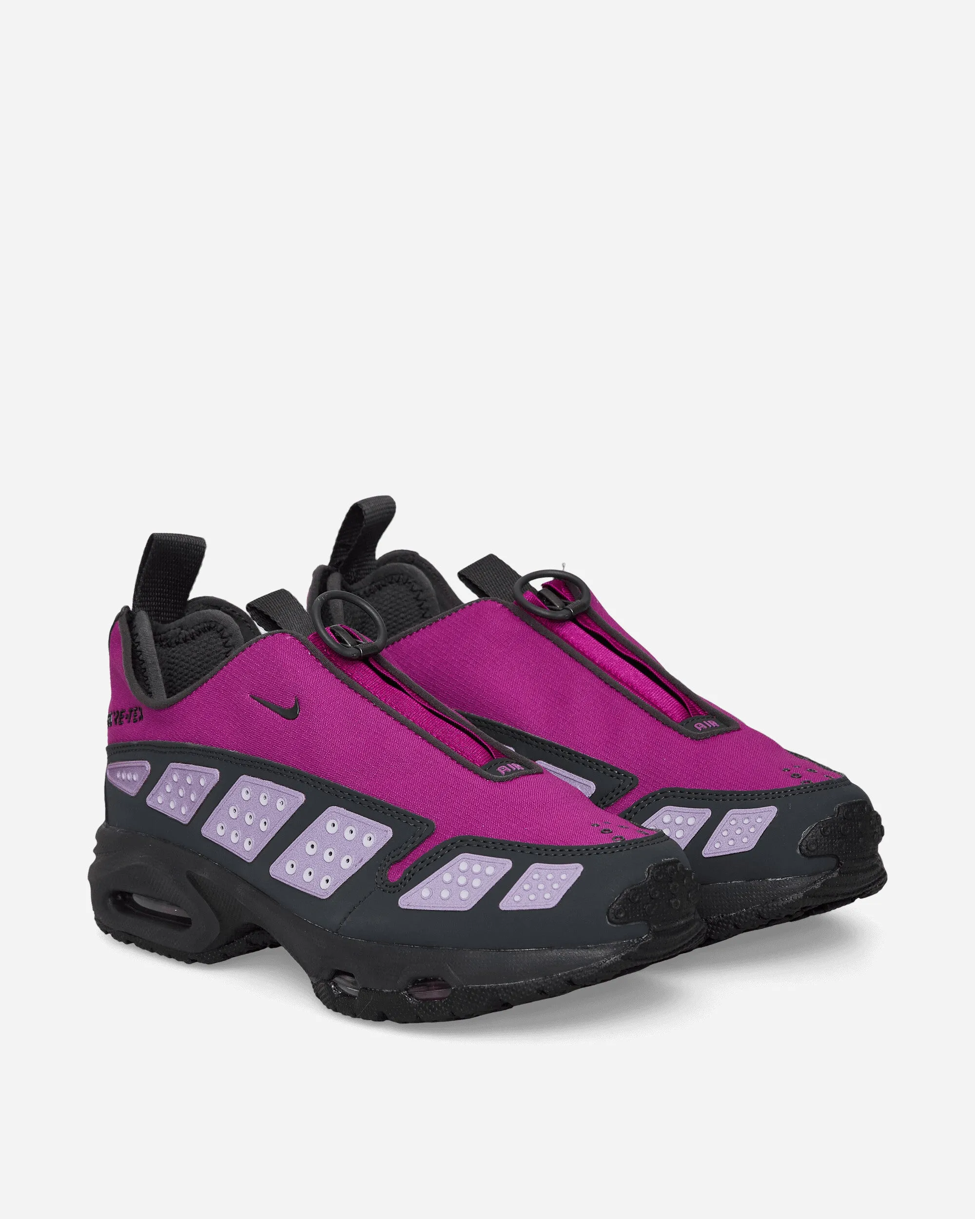 Women's Air Max SNDR GORE-TEX Sneakers Bold Berry / Dark Smoke Grey Easy Styling