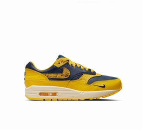 WOMEN'S NIKE AIR MAX 1 PRM Ventilated Tongue Design MinimalistDesign