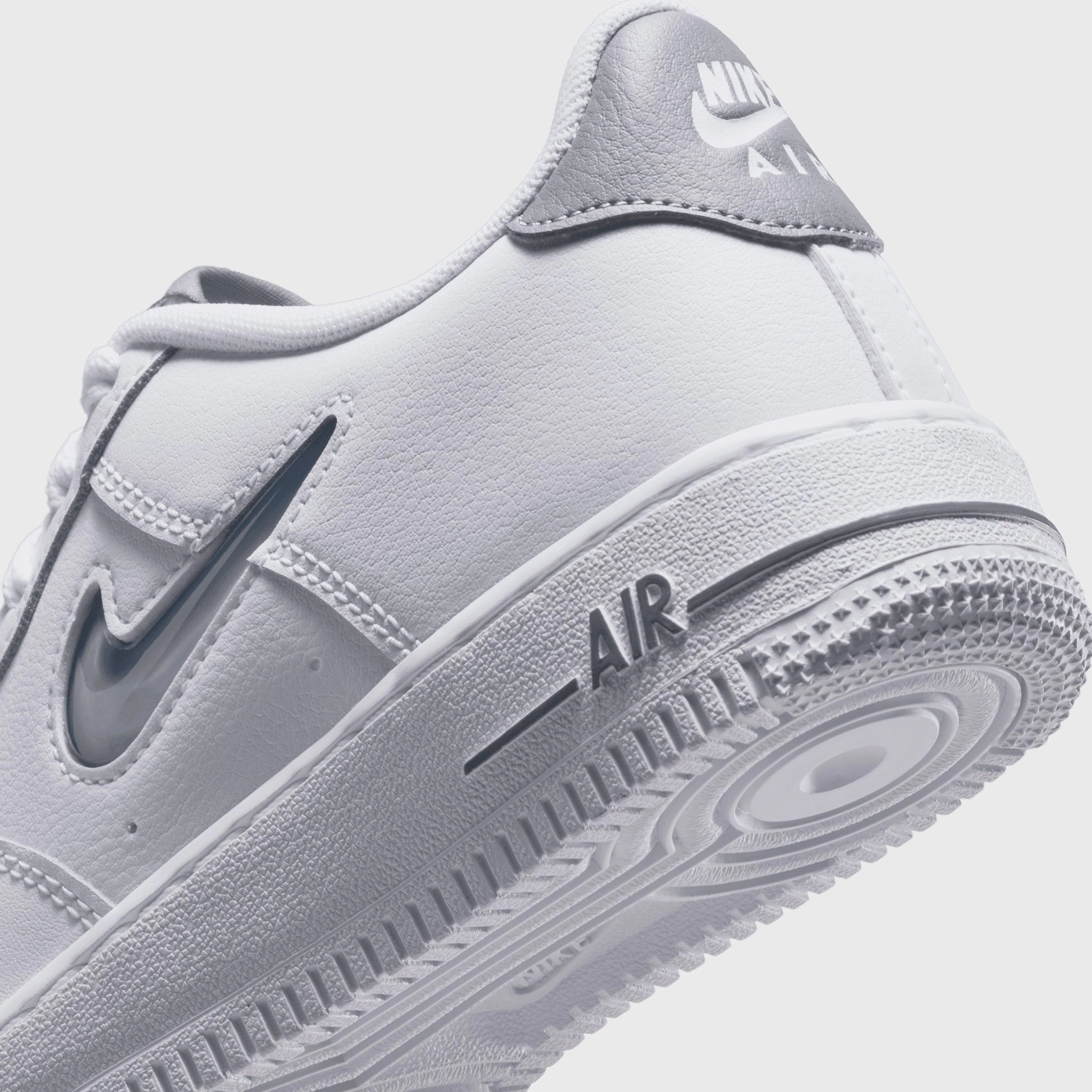 Enhanced Foreflex Grooves Bounce Enhancement System Nike Air Force 1 GS White / Smoke Grey