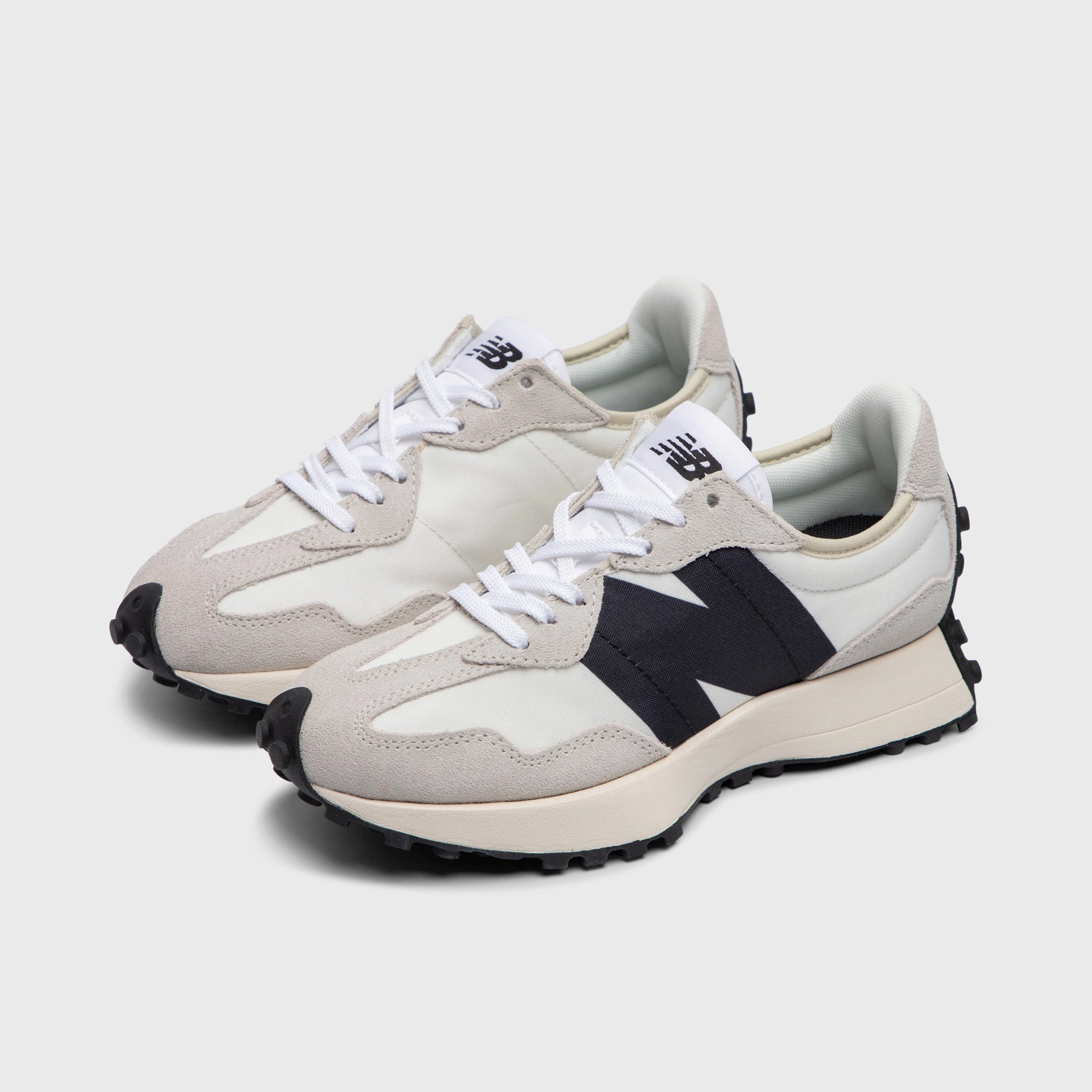 Hydrodynamic New Balance Women's WS327FE Sea Salt / Black