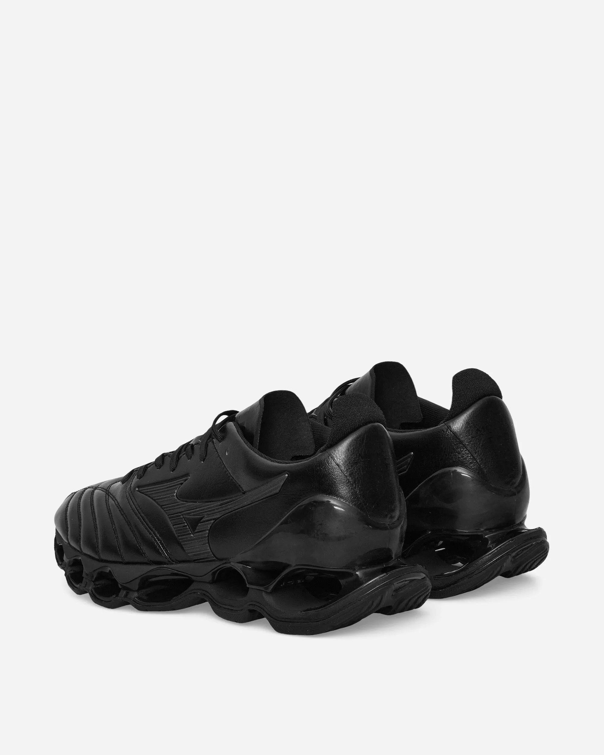 Low Profile Collar Padding Wave Prophecy Morelia Neo Sneakers Black