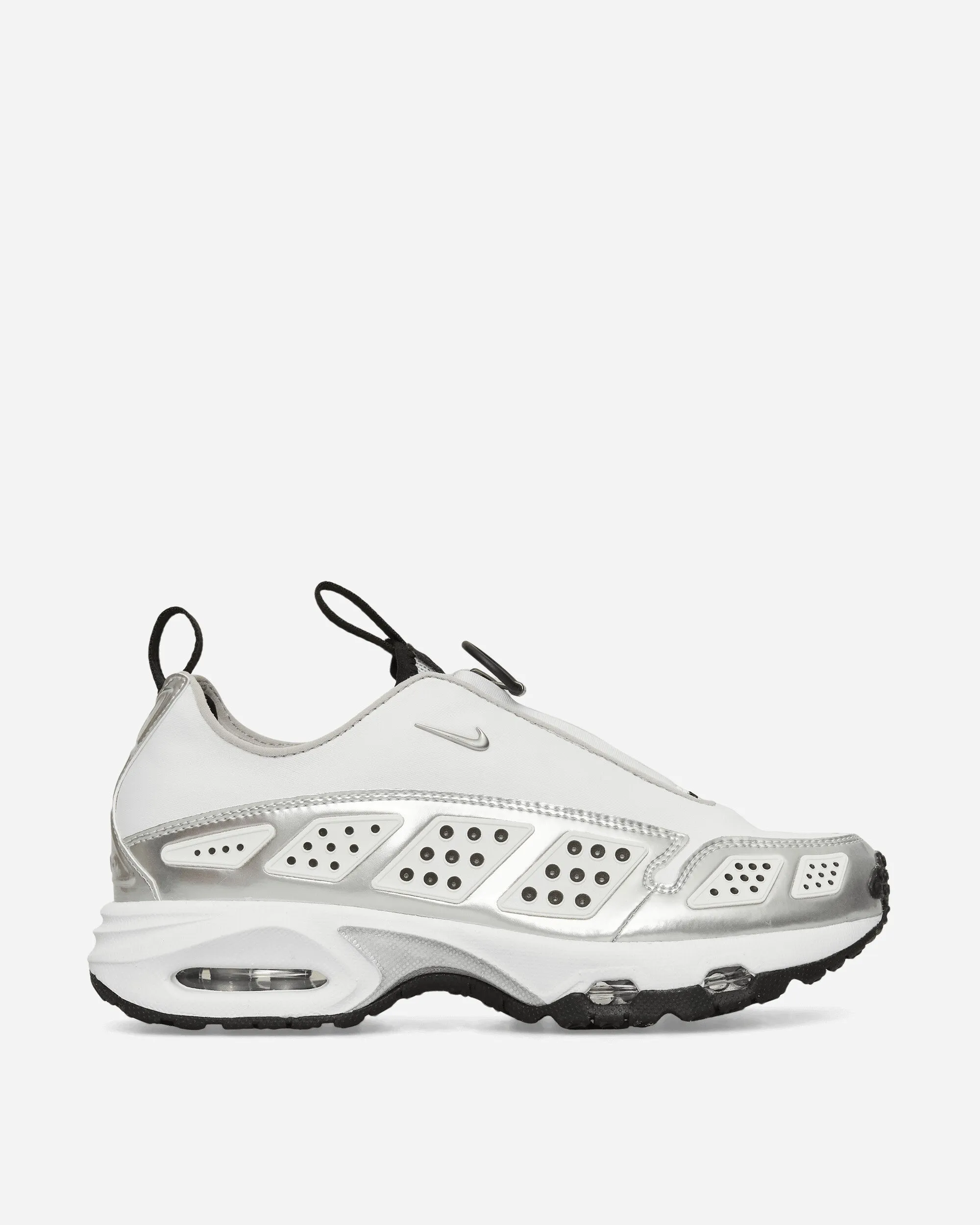 Waterproof Design Fashion-forward materials Women's Air Max SNDR Sneakers White / Black / Metallic Silver