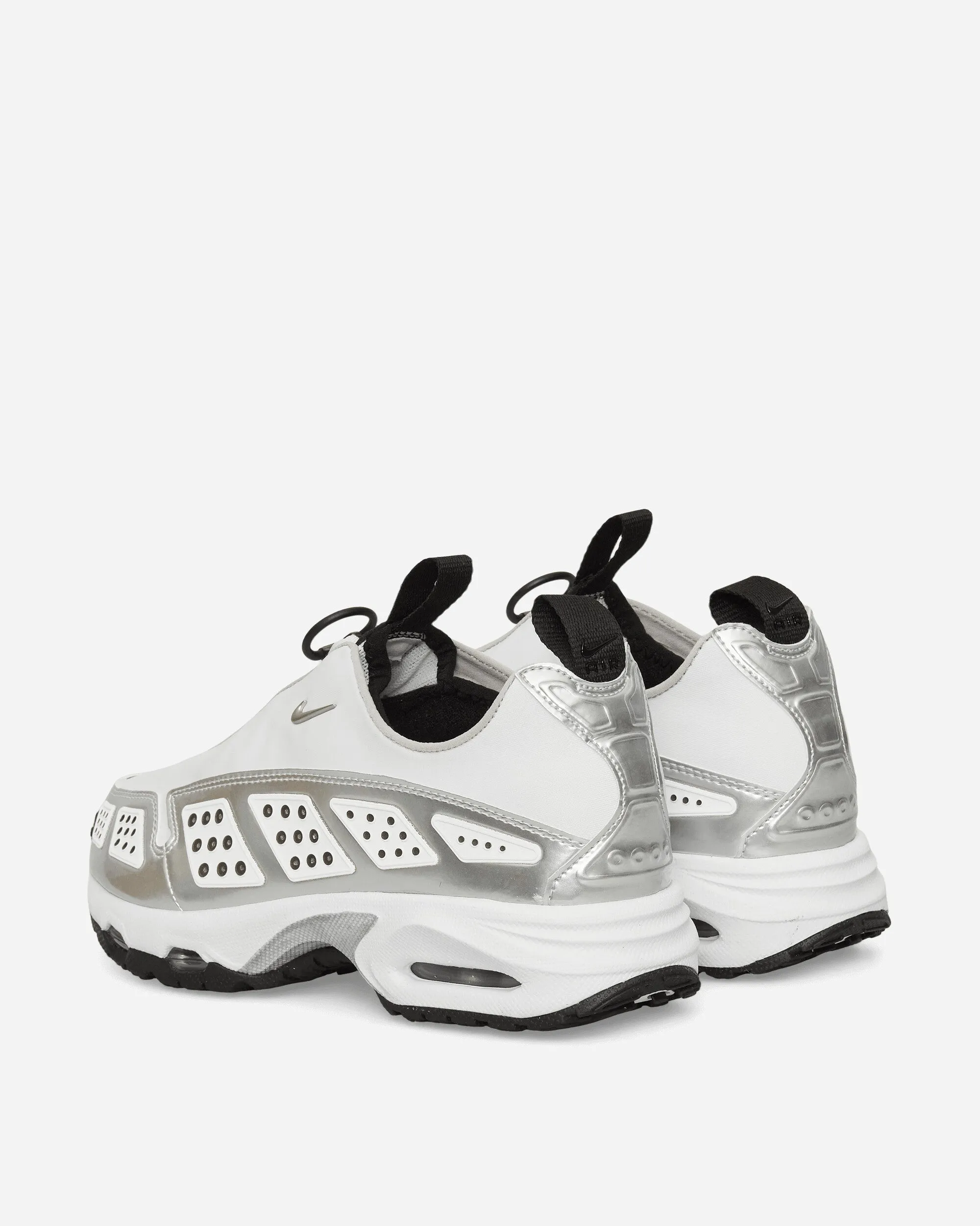 Active Mode Ventilated Panels Women's Air Max SNDR Sneakers White / Black / Metallic Silver