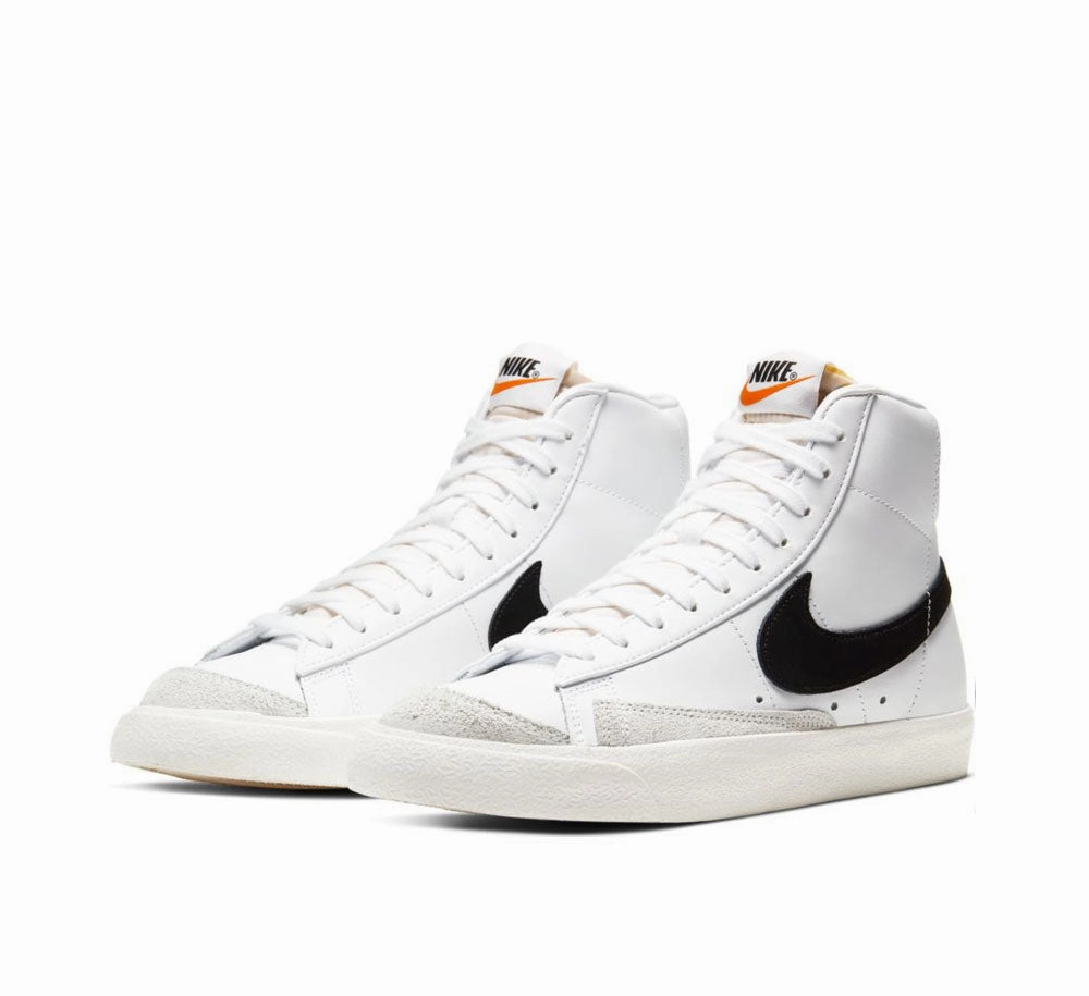 WOMENS NIKE BLAZER MID '77 Non Slip Outsole