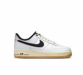 Stride Style WMNS AIR FORCE 1 '07 LX