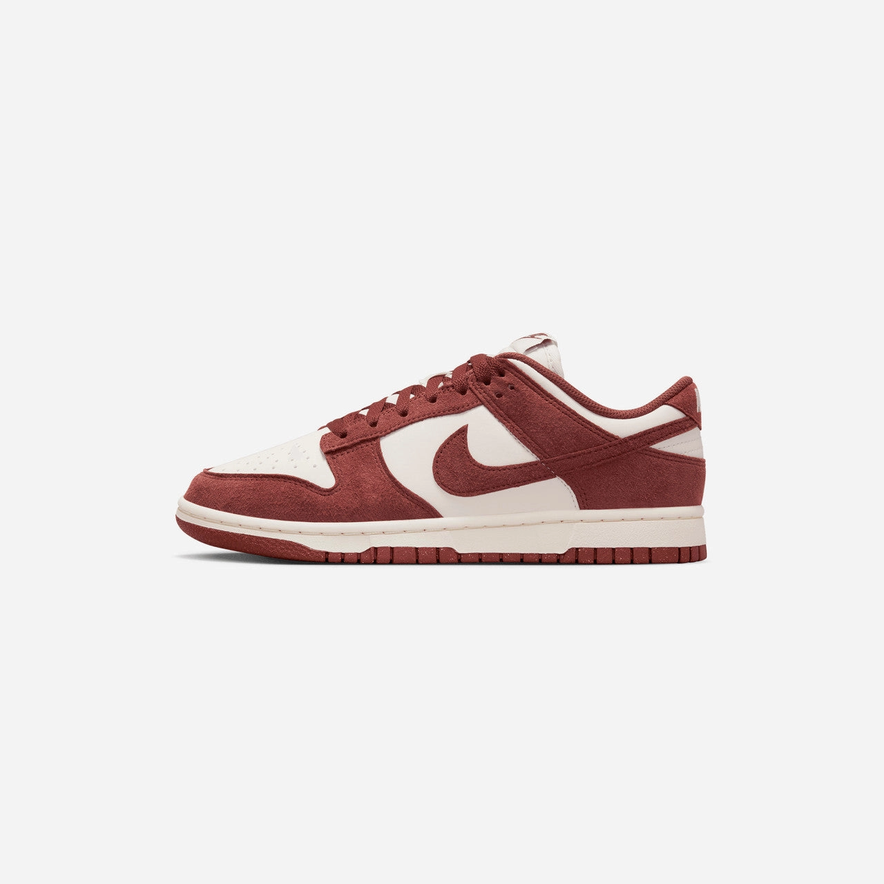 Wmns Dunk Low Long Play Comfort Foot Agility