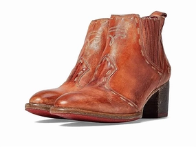 Women Brie Ii Boots In Cognac Rustic Easy Clean
