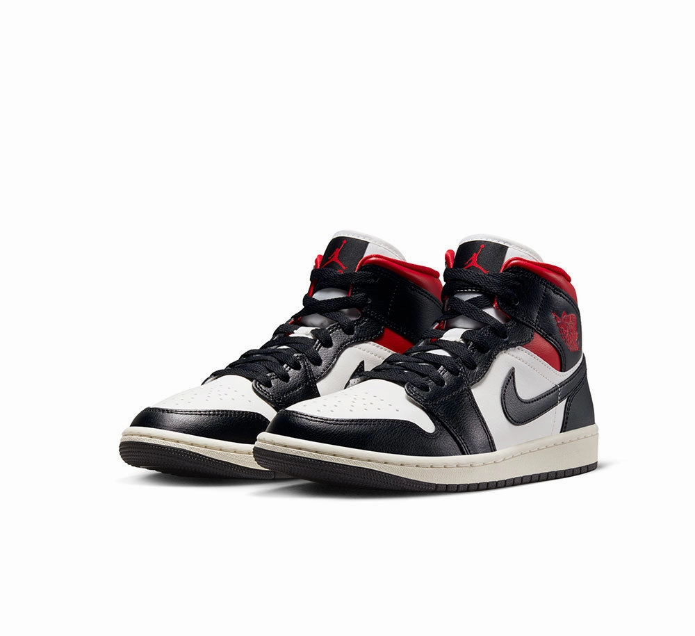 Adaptive Edge WOMEN'S AIR JORDAN 1 MID