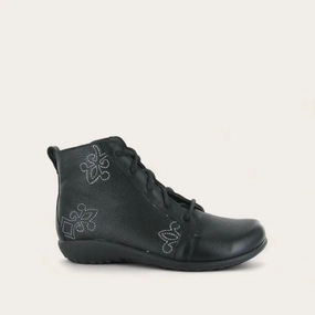 Women's Manga Boots - Medium In Soft Black comfortable socks Washable