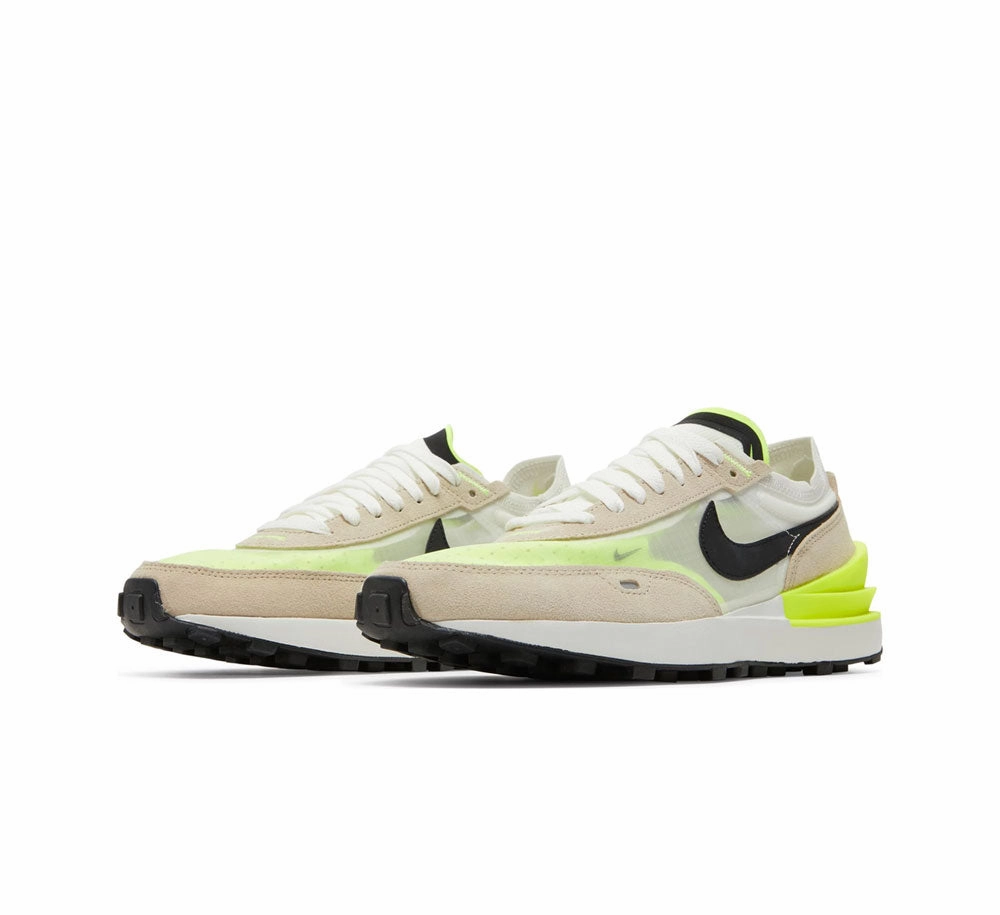 Active Movement WOMEN'S NIKE WAFFLE ONE