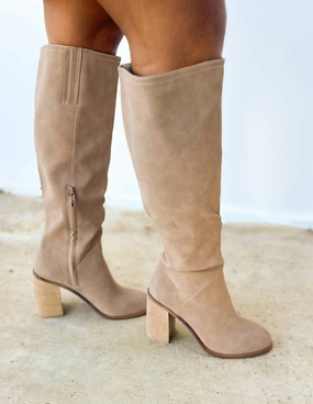 Flexible Fit Women's Out And About Boots In Cedar Wood