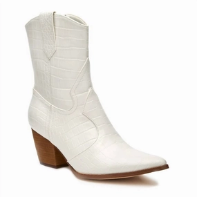 Rugged Built Weather Resistant User Hard Wear Women's The Bambi Boots In White